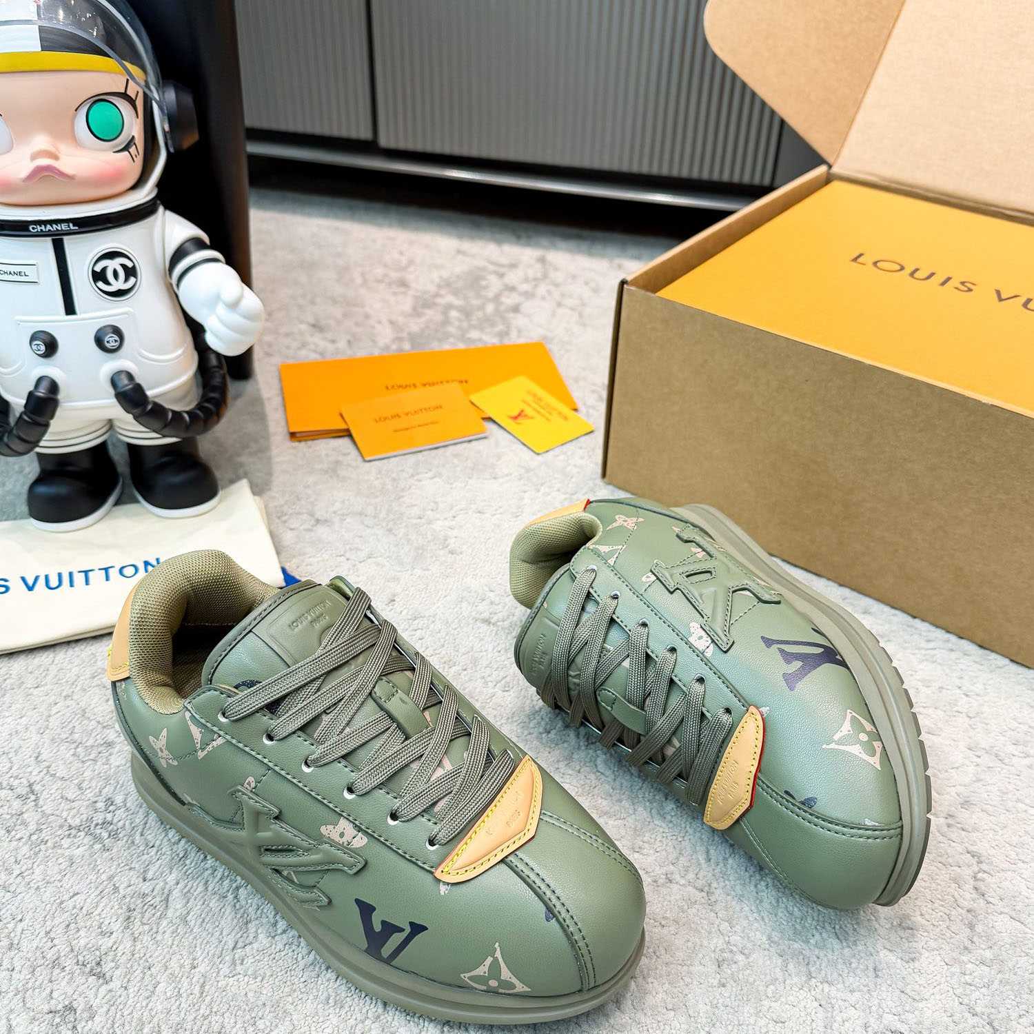 Louis Vuitton LV BUTTERSOFT Sneaker  1AJANN - DopestKickz