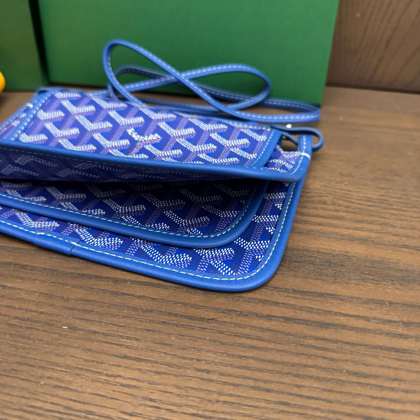 Goyard Plumet Pocket Wallet - DopestKickz
