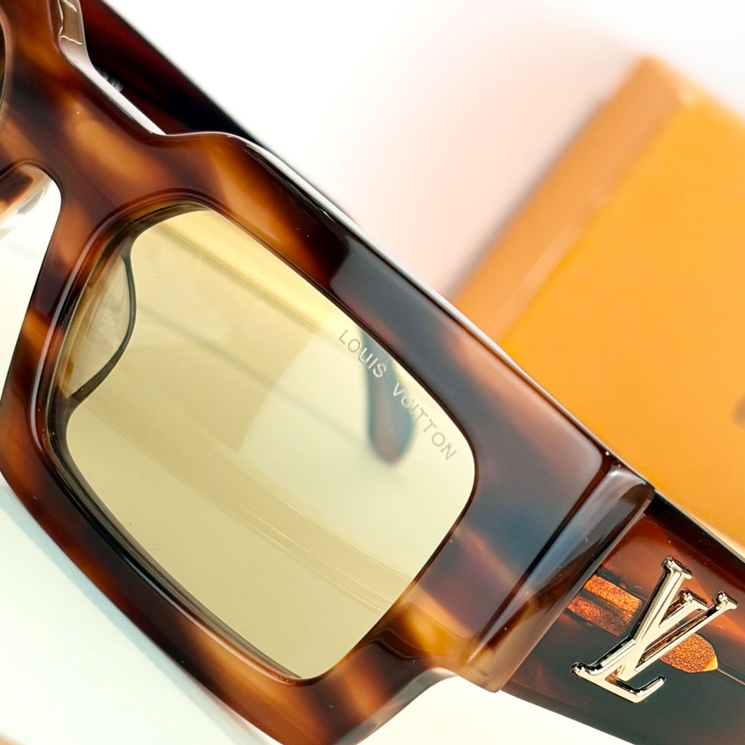 Louis Vuitton Z2703E Sunglasses    - DopestKickz