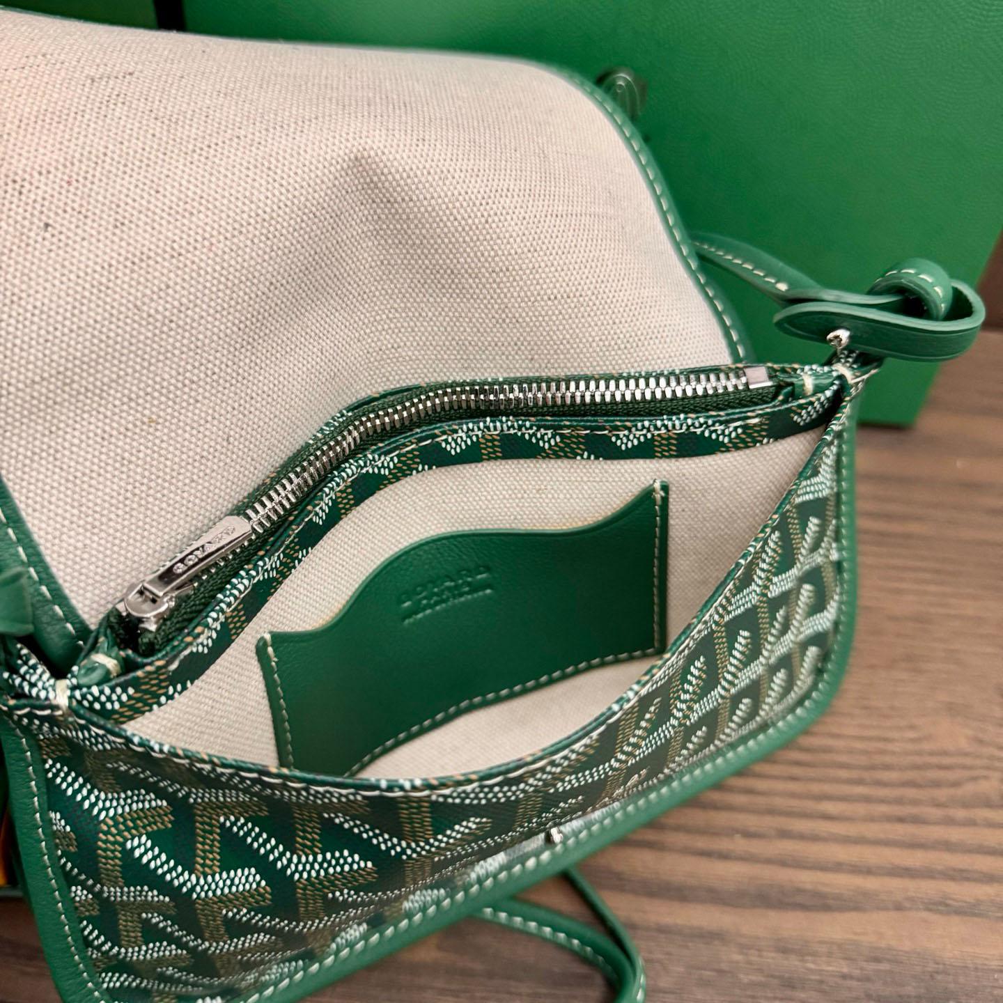 Goyard Plumet Pocket Wallet - DopestKickz