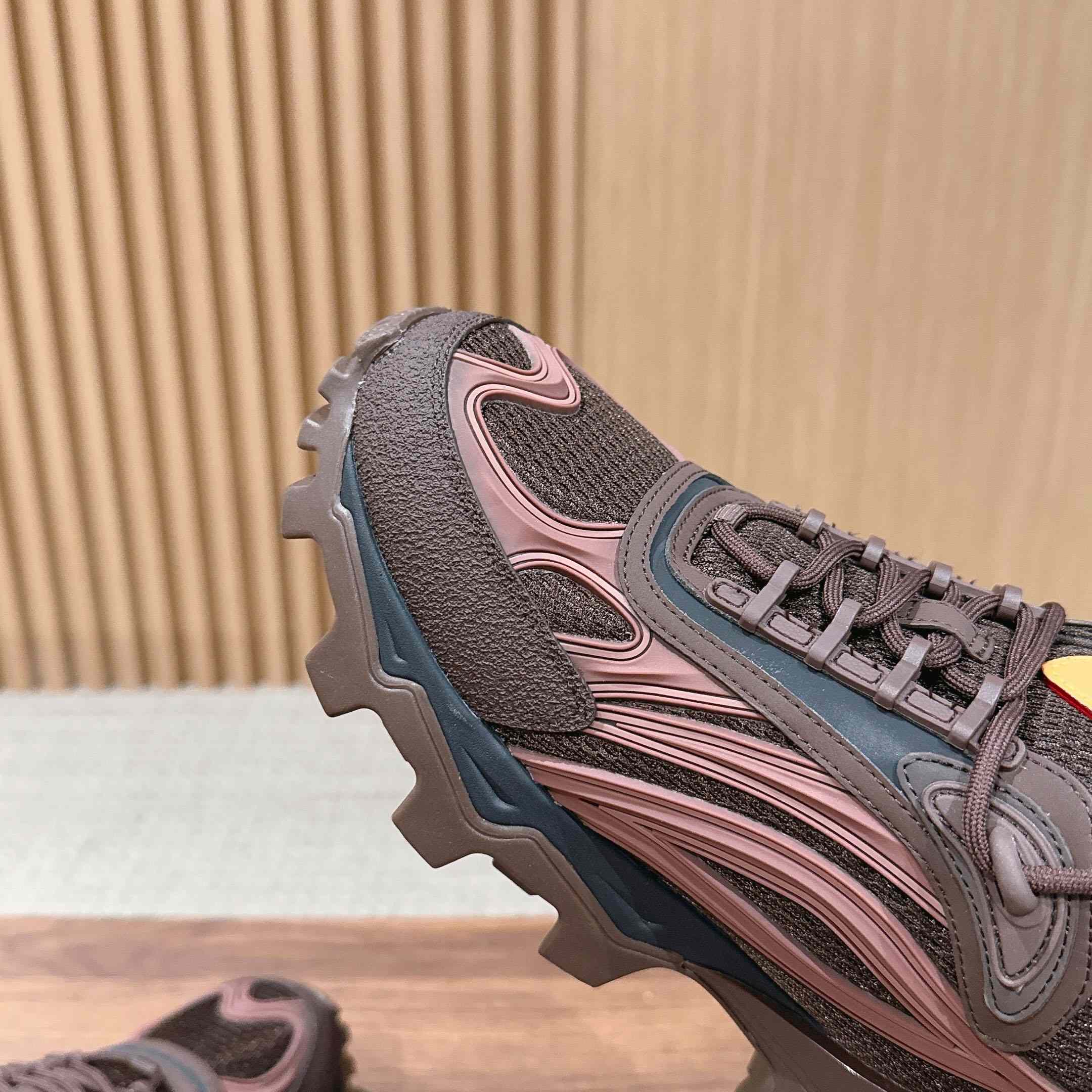 Louis Vuitton Summit Sneaker 1AJAGO - DopestKickz