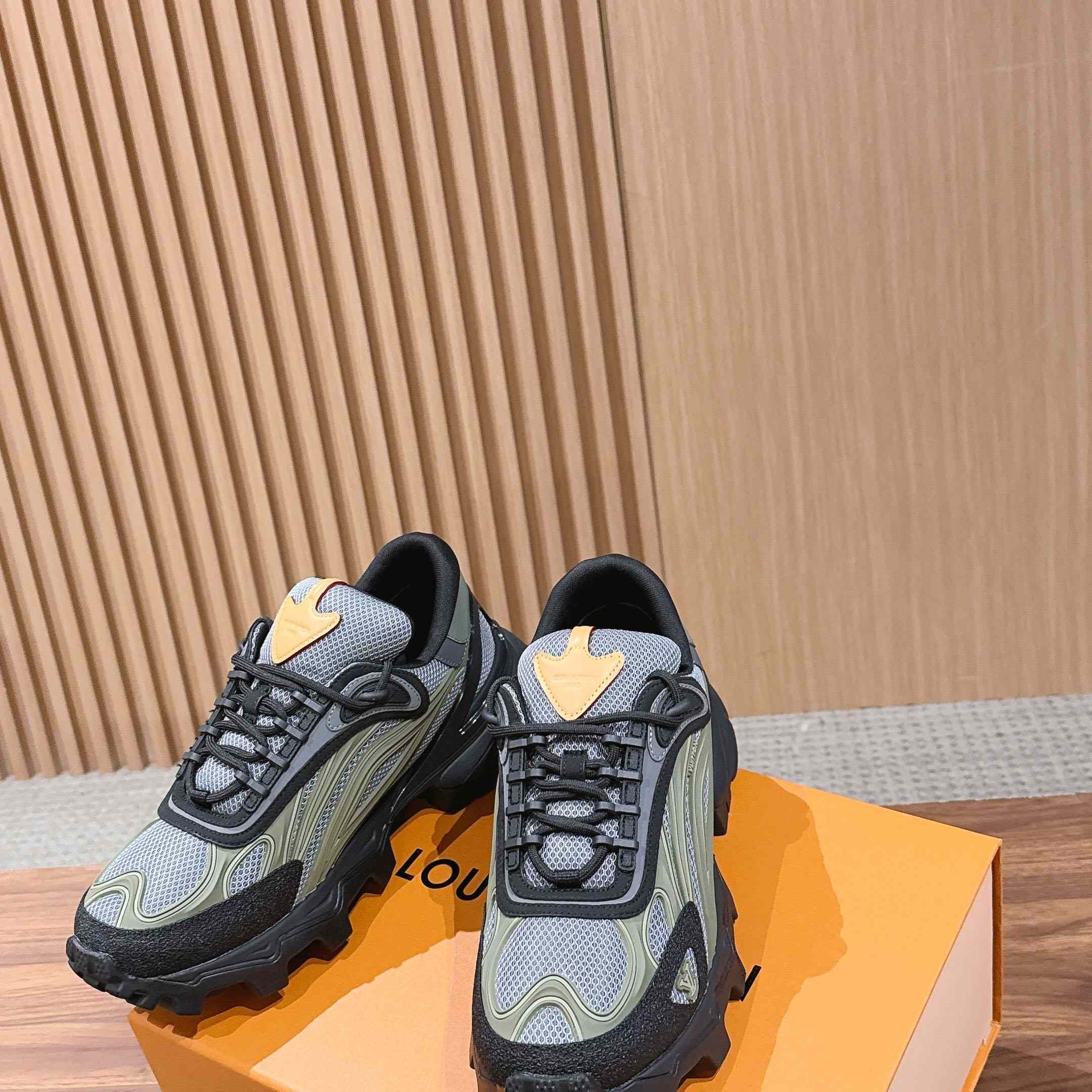 Louis Vuitton Summit Sneaker 1AJAFU - DopestKickz