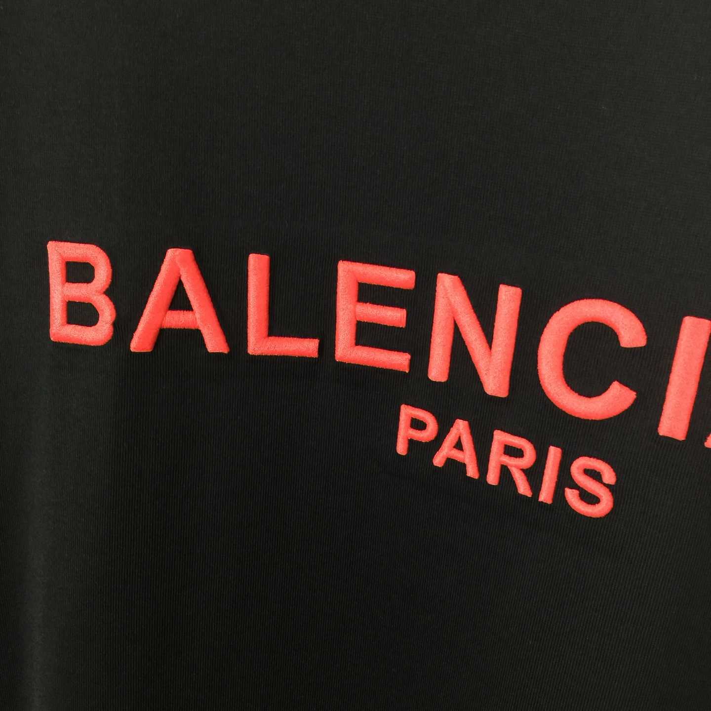 Balenciaga T-shirt Medium Fit  - DopestKickz