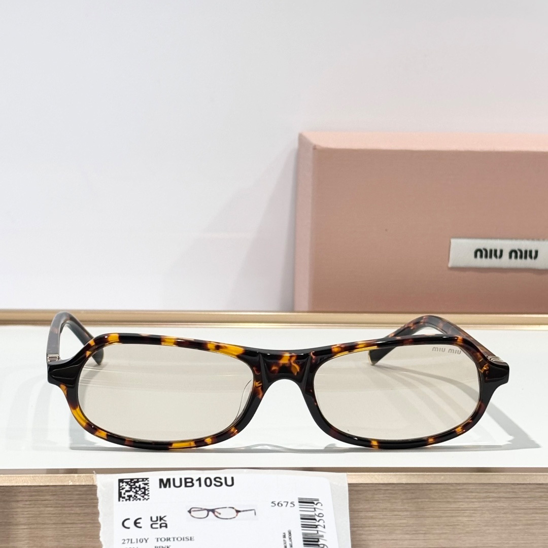 Miu Miu Sunglasses - DopestKickz