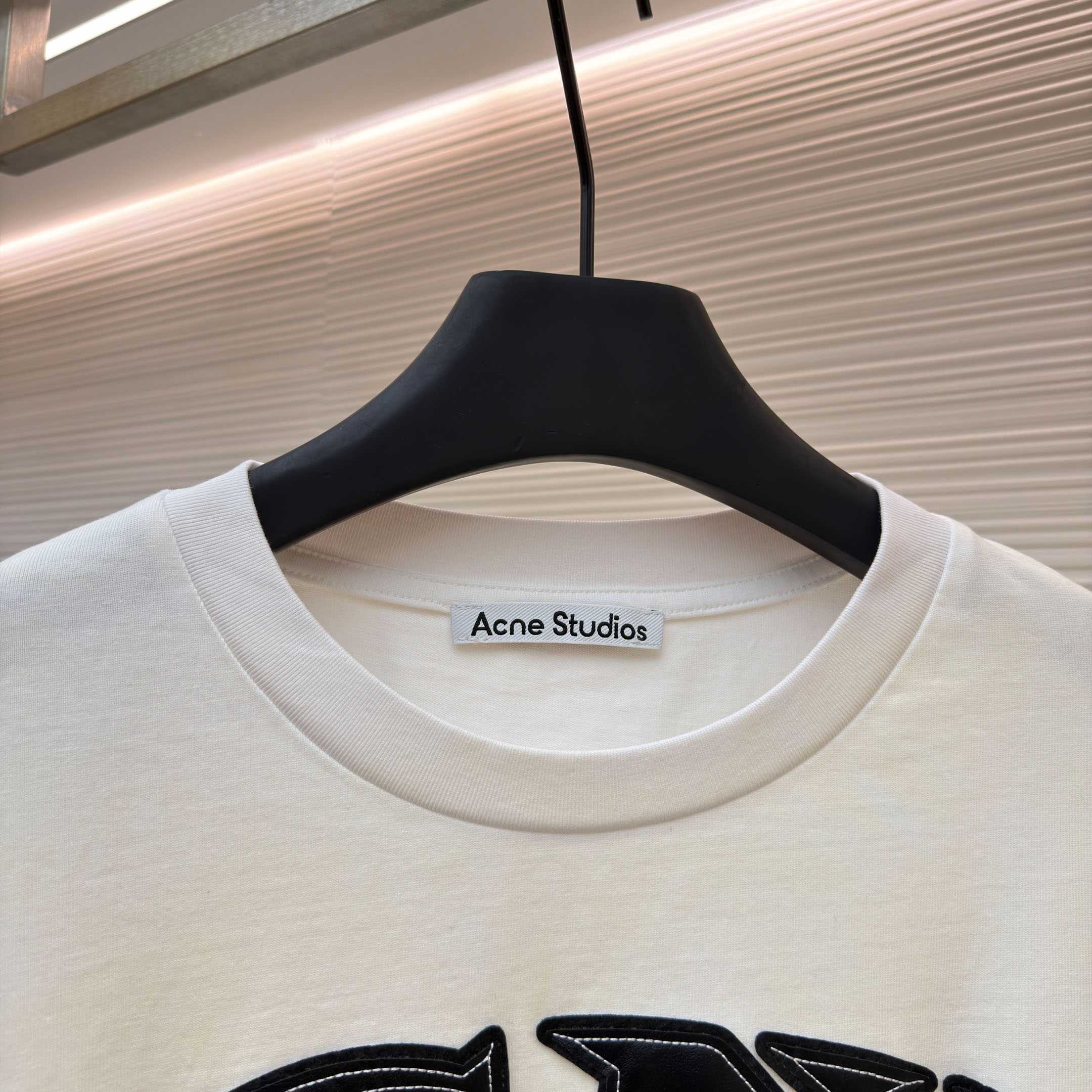 Acne Studios GYM LOGO T-SHIRT  - DopestKickz