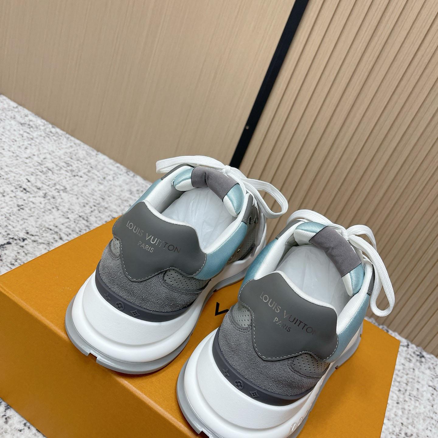 Louis Vuitton LV Classic Sneaker 1AIOGC - DopestKickz