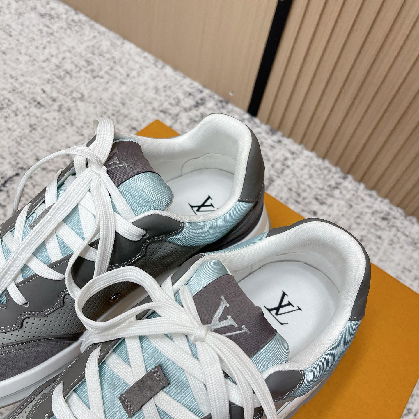 Louis Vuitton LV Classic Sneaker 1AIOGC - DopestKickz
