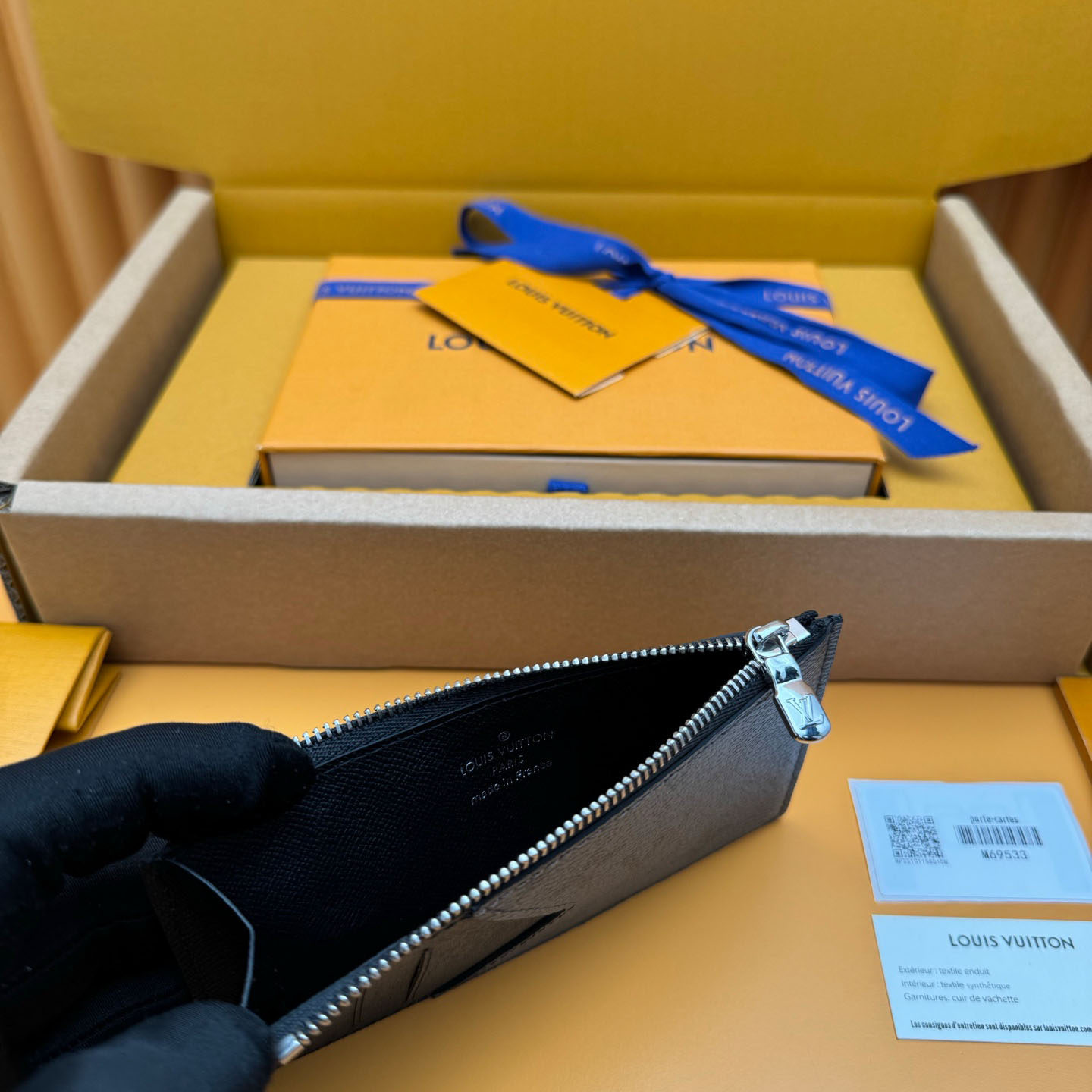 Louis Vuitton Coin Card Holder M69533 - DopestKickz