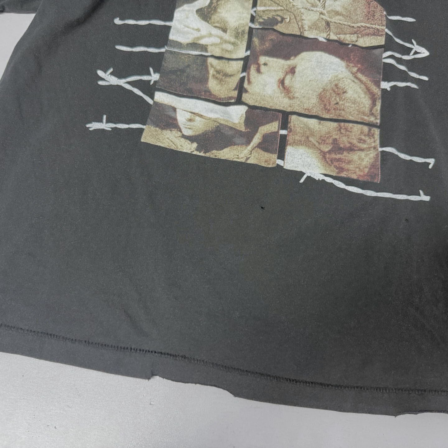 Enfants Riches Déprimés Les Crimes De L'aMour T-Shirt 'Thrashed Black' - DopestKickz