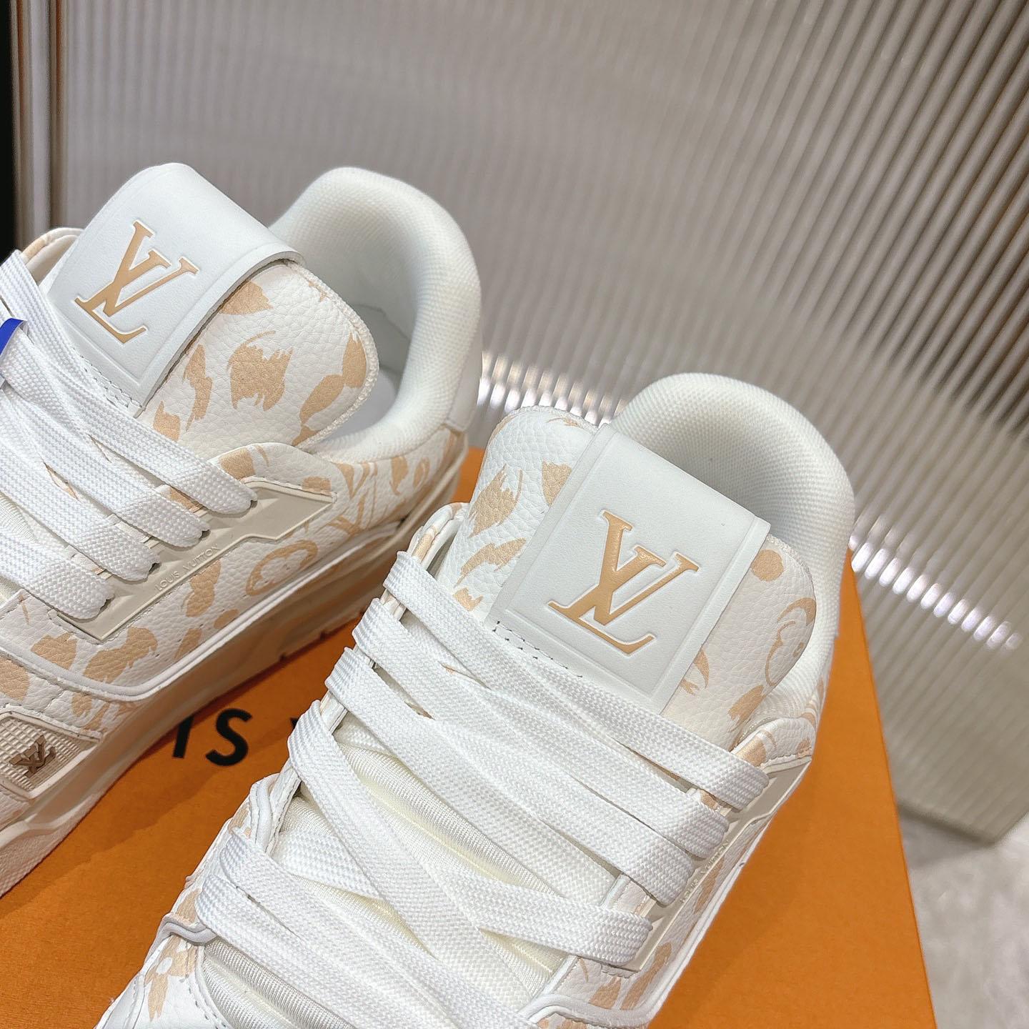 Louis Vuitton LV Trainer Sneaker   1AJJVN - DopestKickz