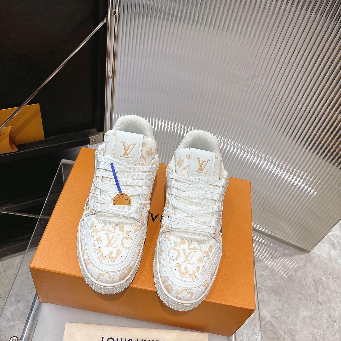 Louis Vuitton LV Trainer Sneaker   1AJJVN - DopestKickz
