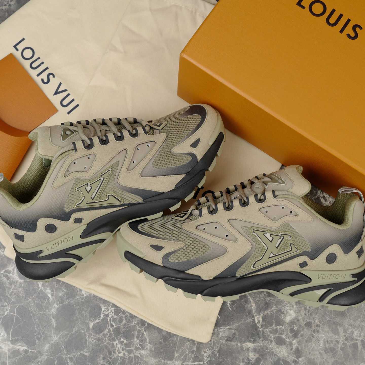 Louis Vuitton LV Runner Tatic Sneaker 1AJAP4 - DopestKickz