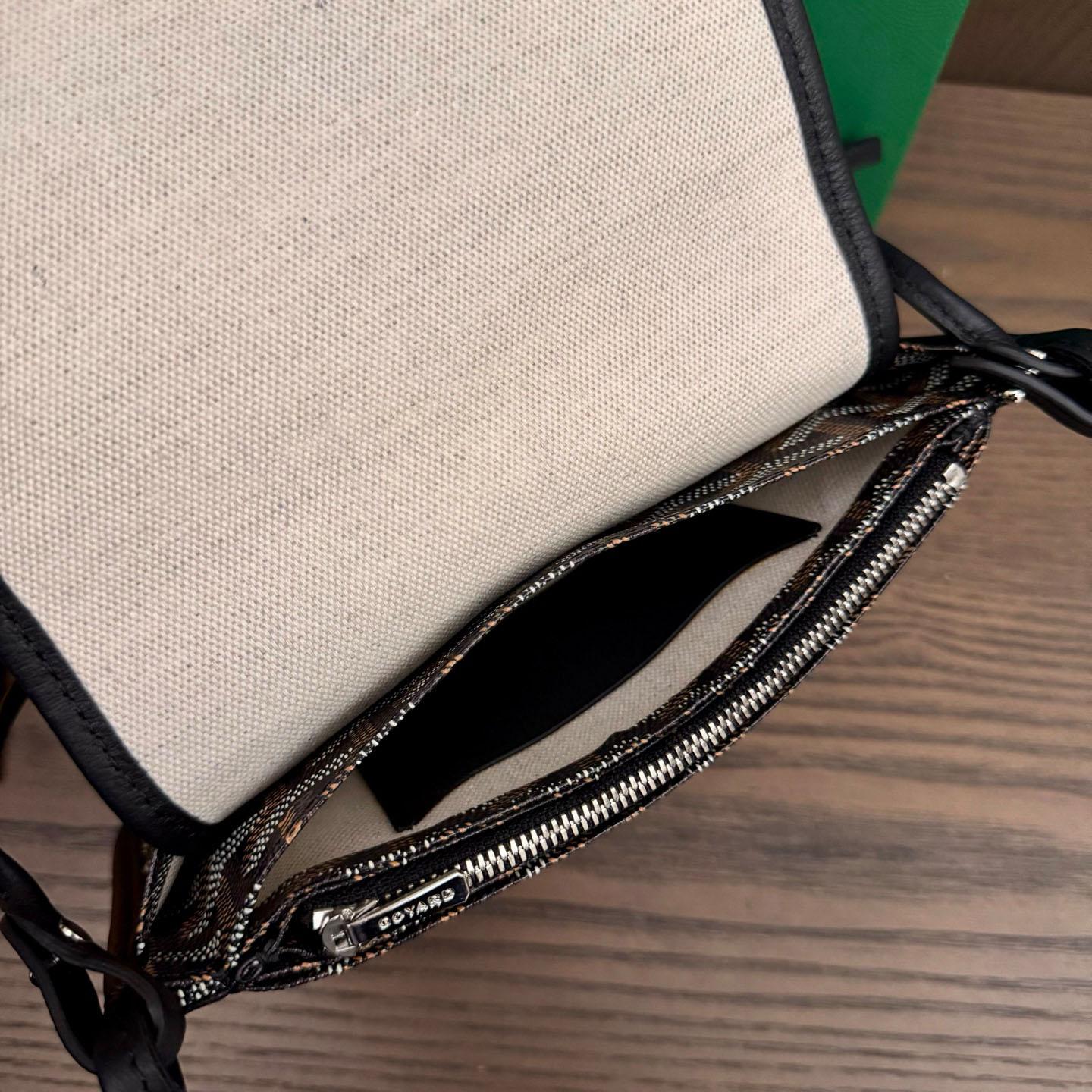 Goyard Plumet Pocket Wallet - DopestKickz