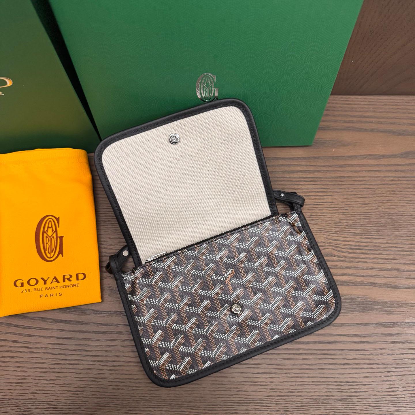 Goyard Plumet Pocket Wallet - DopestKickz