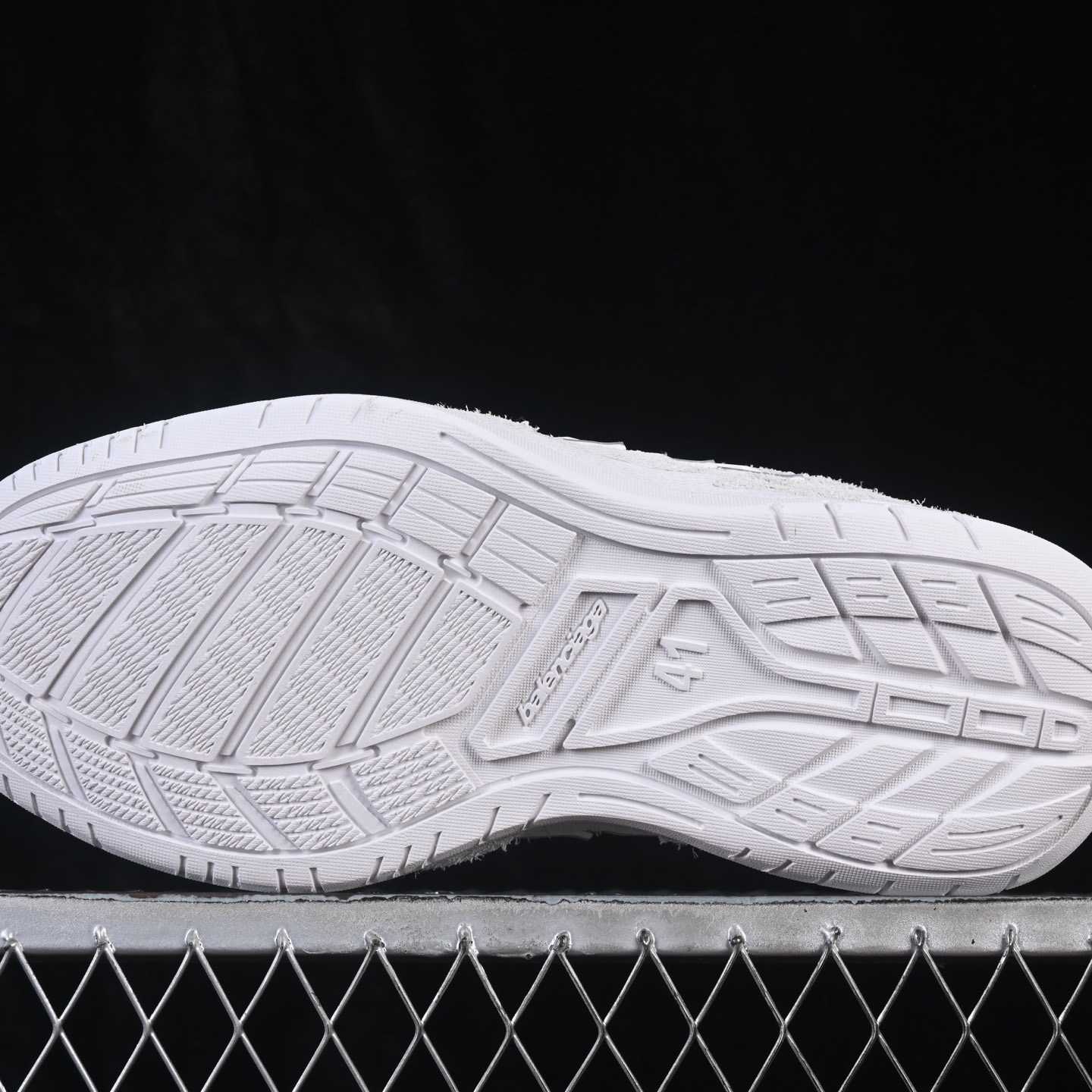 Balenciaga Hamptons Sneaker In Off-white And Black Brushed Suede Cowskin - DopestKickz