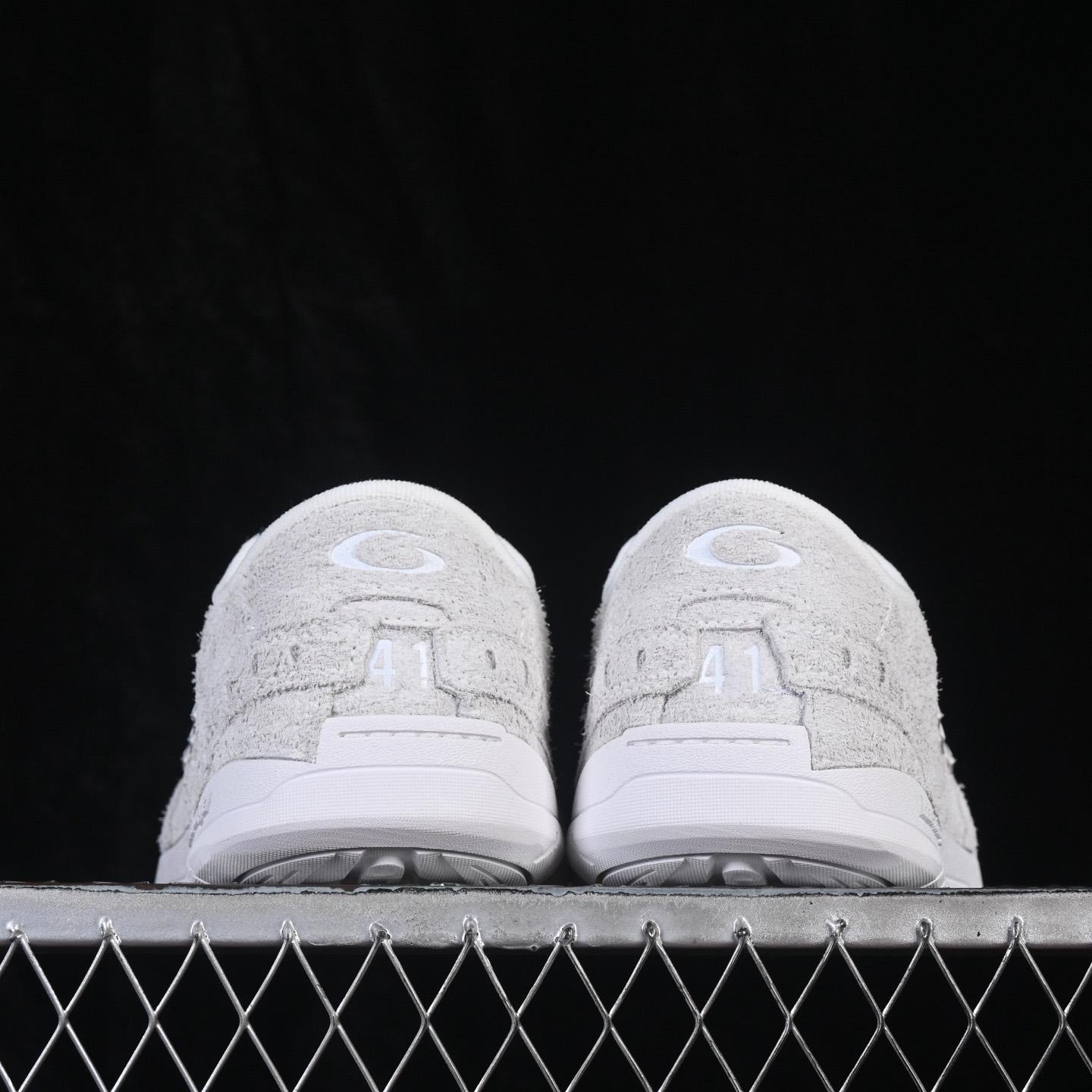 Balenciaga Hamptons Sneaker In Off-white And Black Brushed Suede Cowskin - DopestKickz