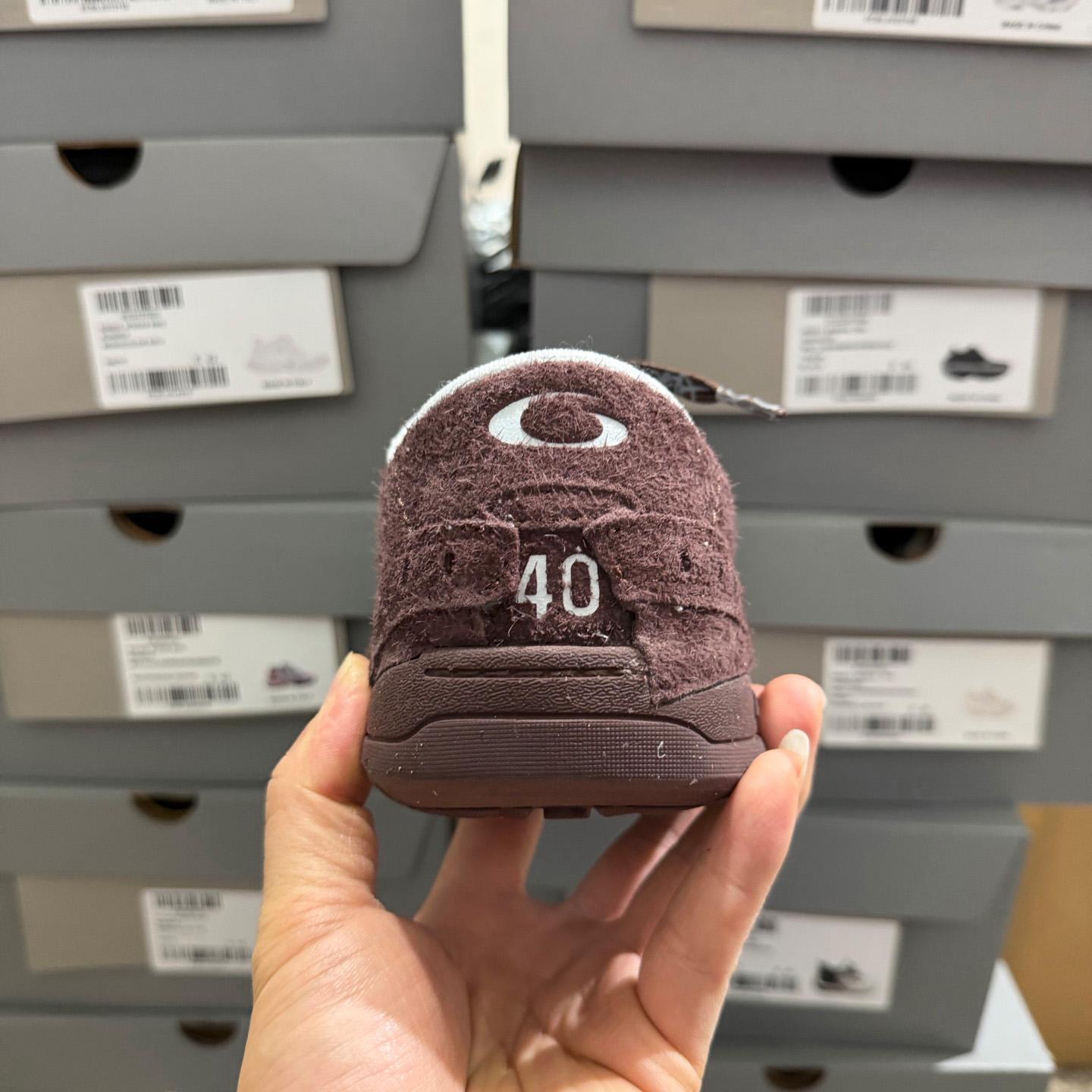 Balenciaga Hamptons Sneaker In Dark Brown And Beige Brushed Suede Cowskin - DopestKickz