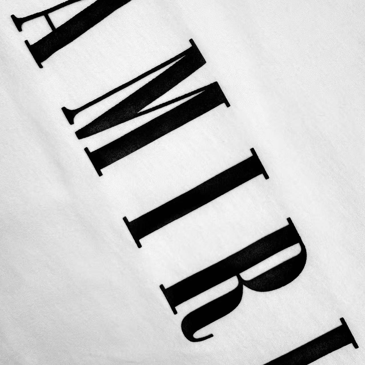 Amiri Core Logo-print T-shirt - DopestKickz