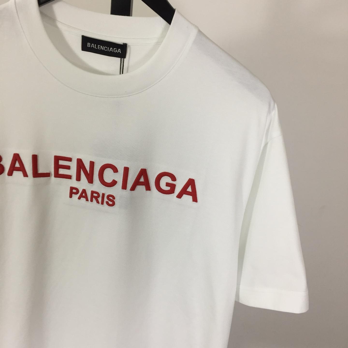 Balenciaga T-shirt Medium Fit  - DopestKickz
