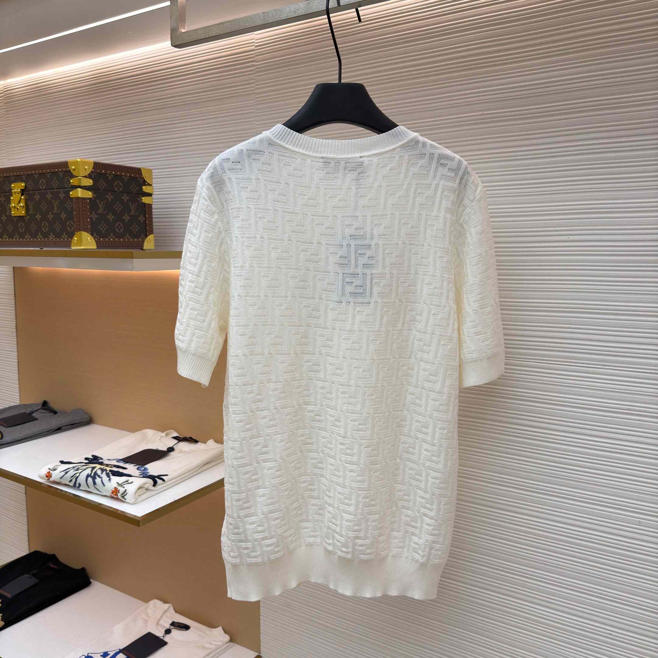 Fendi  White FF Cotton Pullover - DopestKickz
