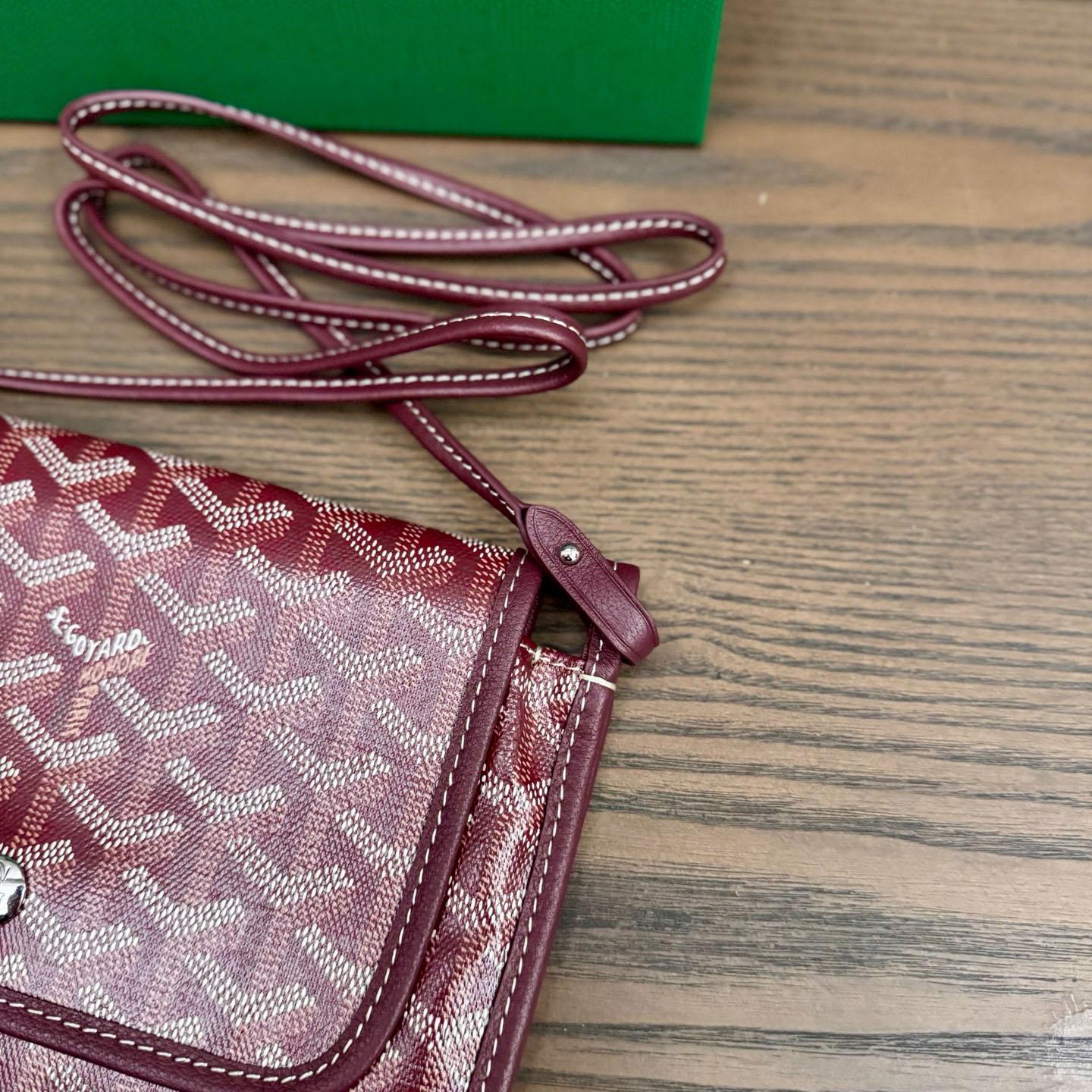 Goyard Plumet Pocket Wallet - DopestKickz