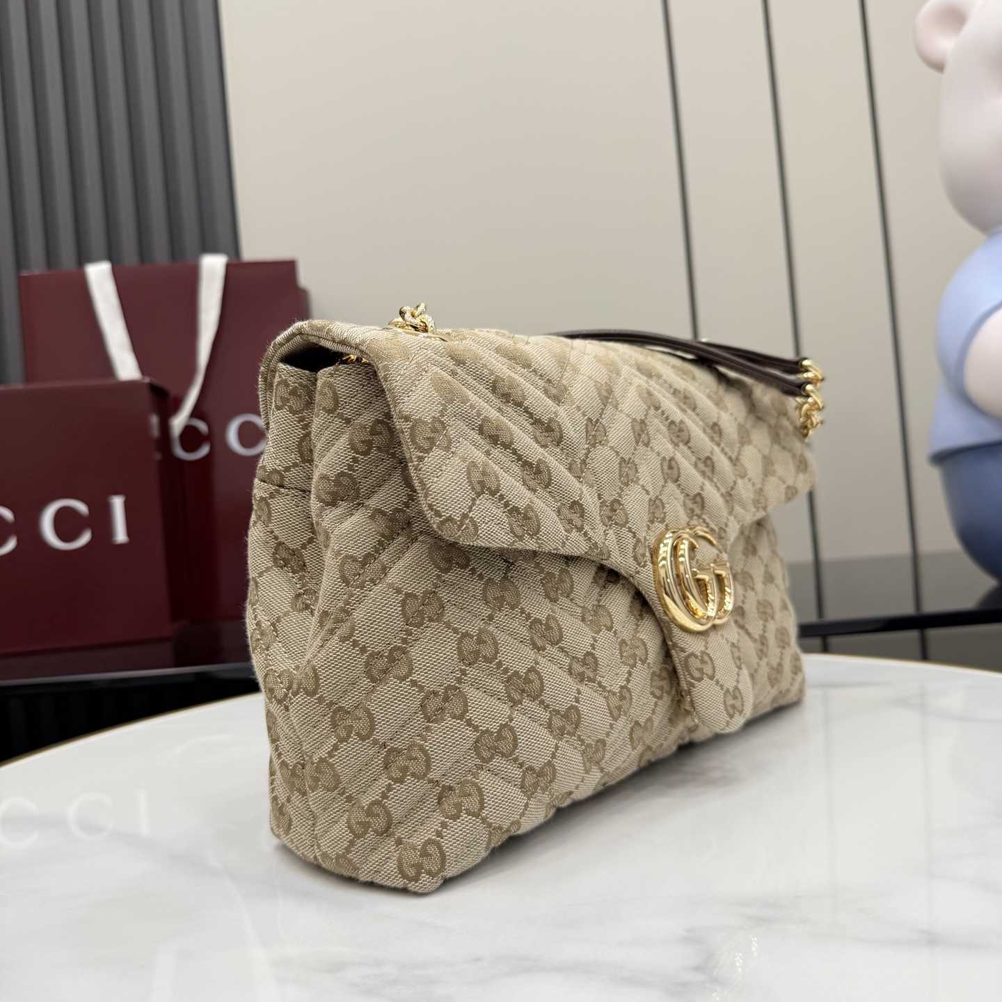 Gucci GG Marmont Medium Shoulder Bag - DopestKickz