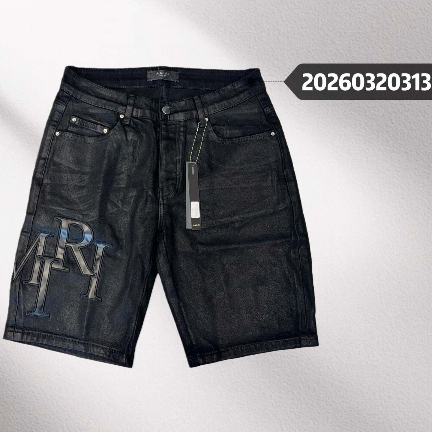 Amiri Shorts    20313 - DopestKickz
