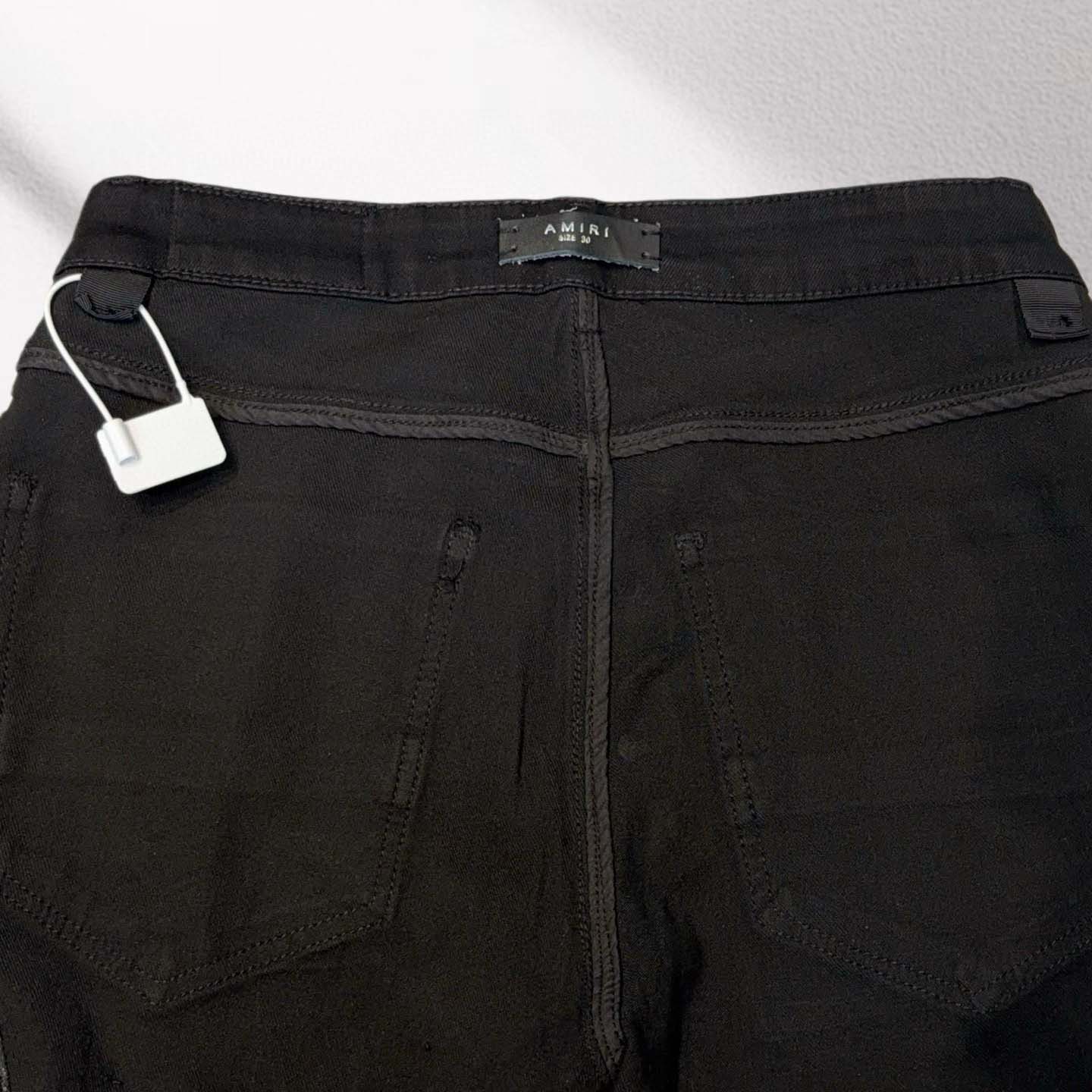 Amiri Shorts    20313 - DopestKickz