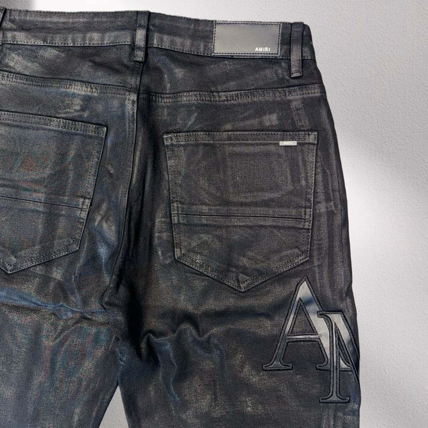 Amiri Shorts    20313 - DopestKickz