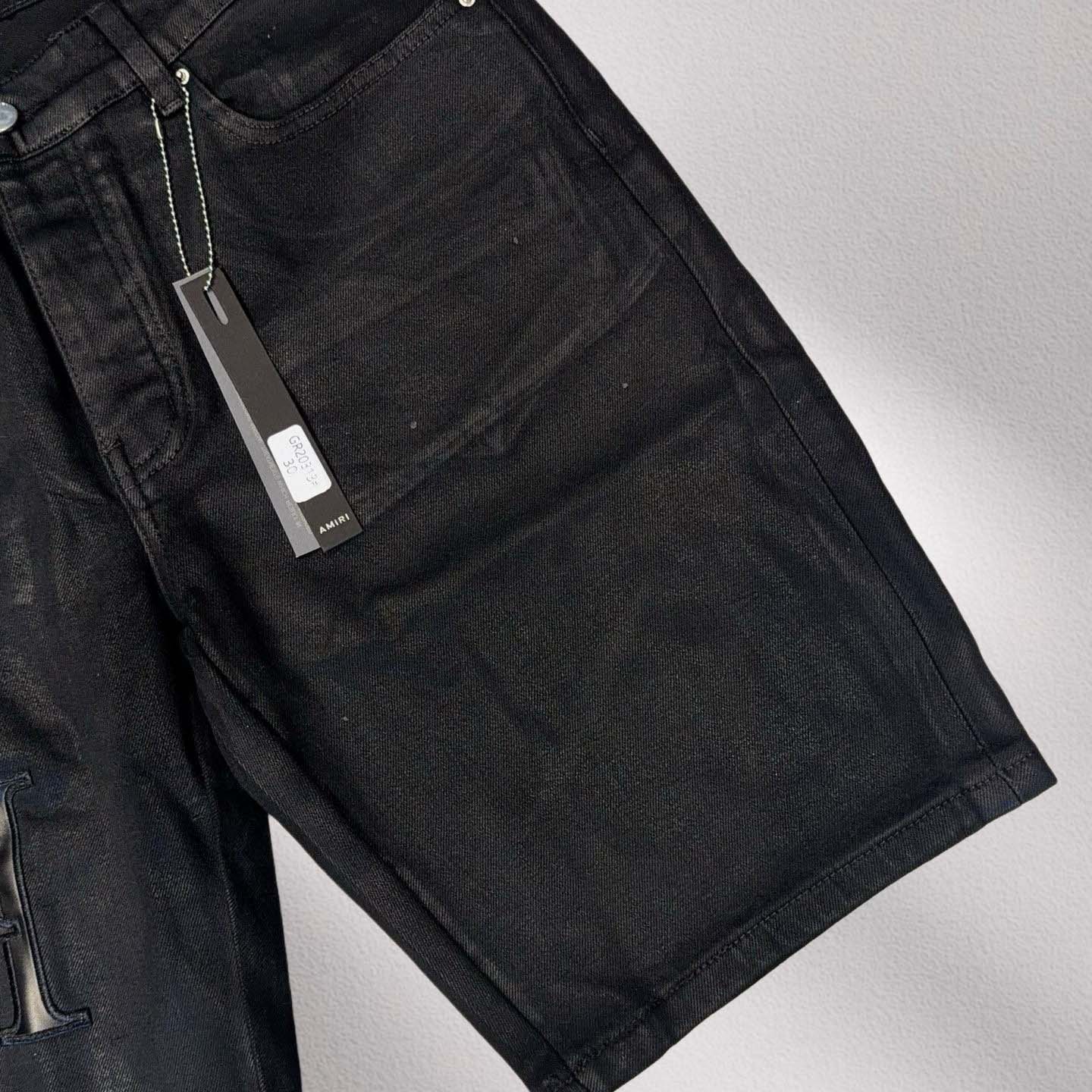 Amiri Shorts    20313 - DopestKickz