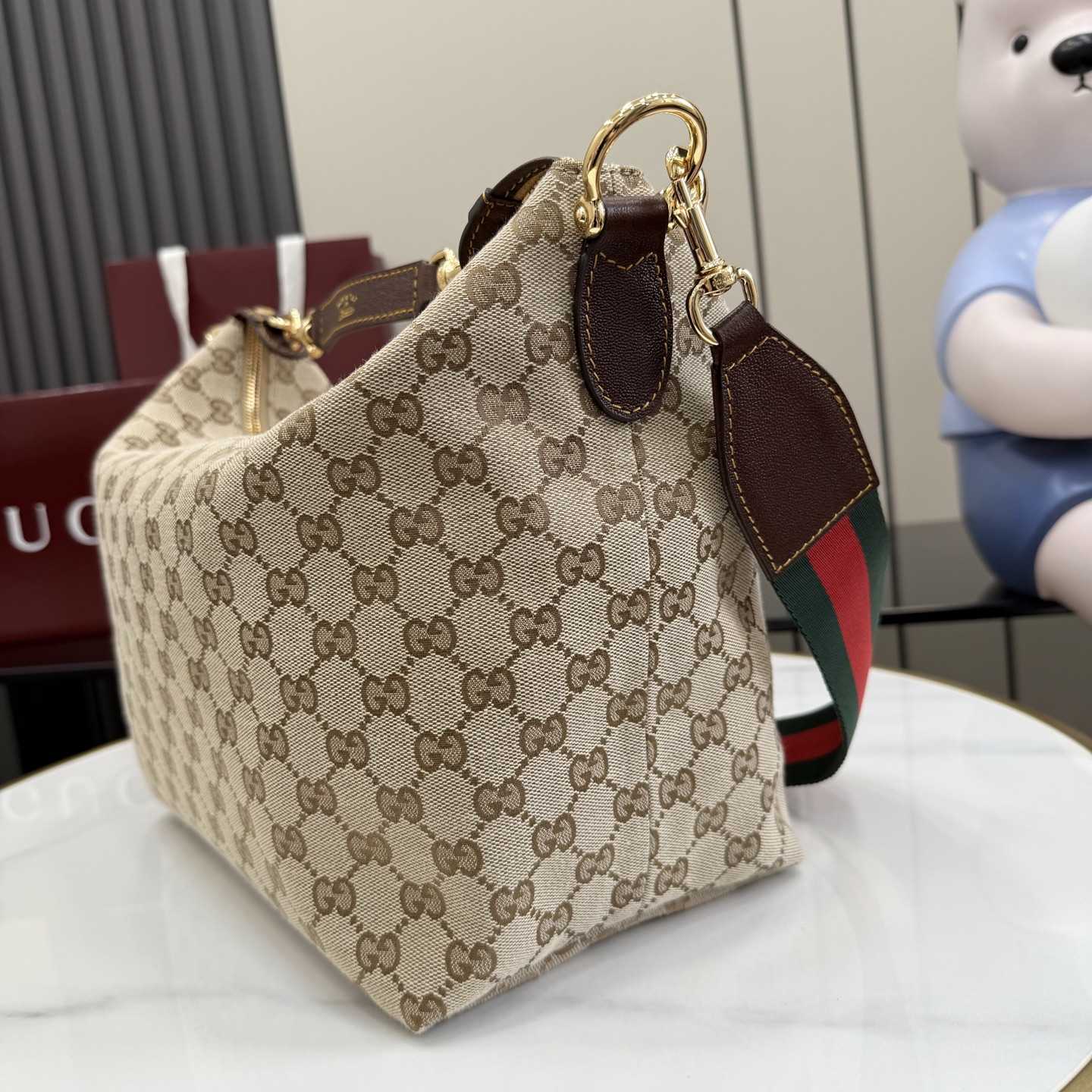 Gucci Brera Medium Crossbody Bag - DopestKickz