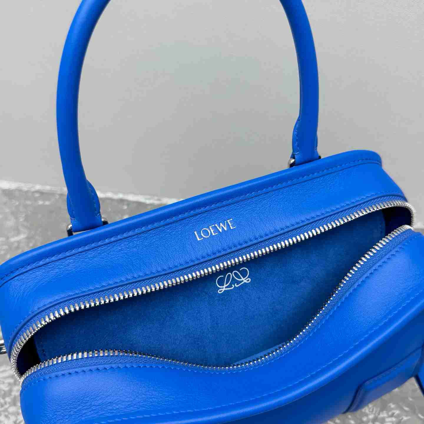 Loewe Small Amazona 180 Bag In Soft Calfskin - DopestKickz
