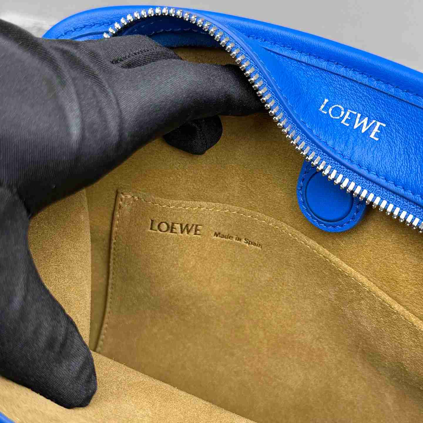 Loewe Small Amazona 180 Bag In Soft Calfskin - DopestKickz