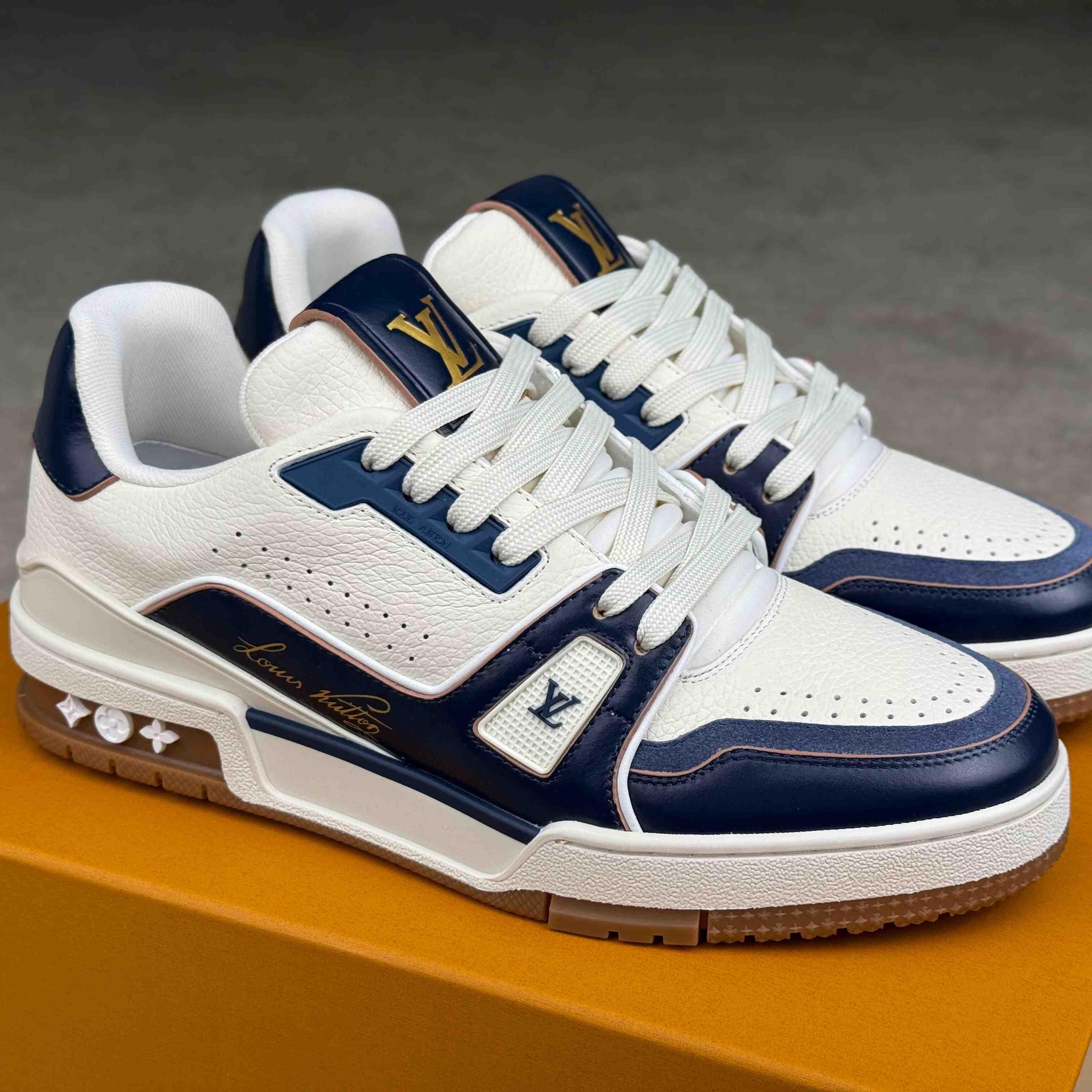 Louis Vuitton LV Trainer Sneaker  1AKB8Y - DopestKickz