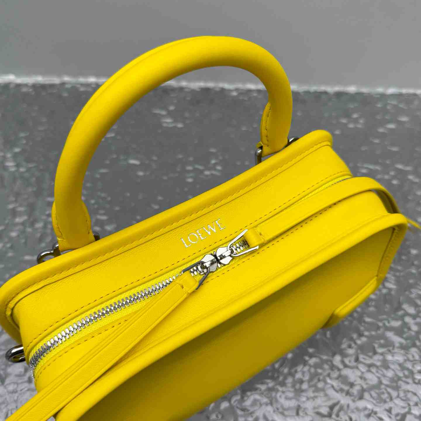 Loewe Mini Amazona 180 Bag In Soft Calfskin - DopestKickz