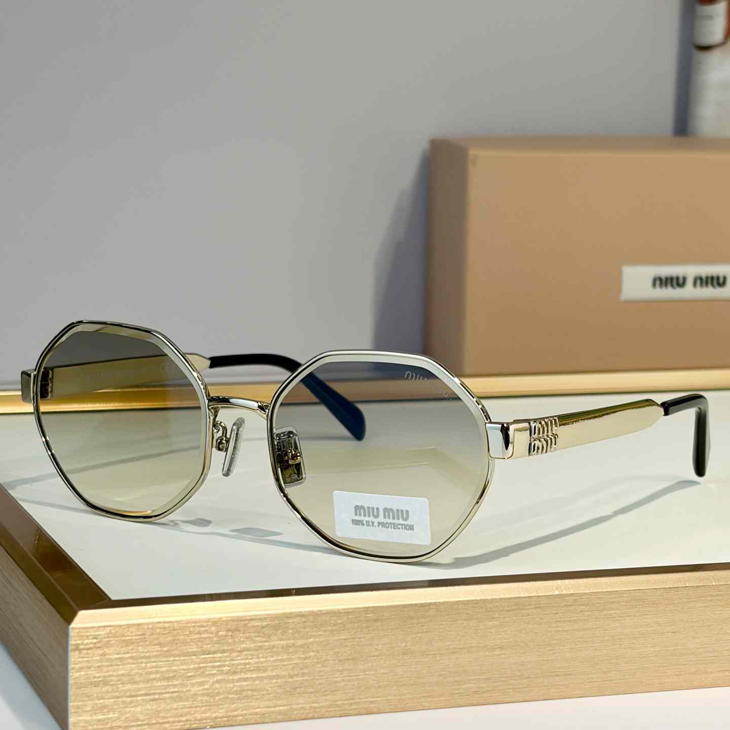 Miu Miu SMUB57S Sunglasses - DopestKickz