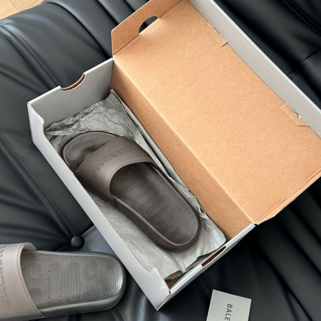 Balenciaga Pool Transparent Slide Sandal - DopestKickz