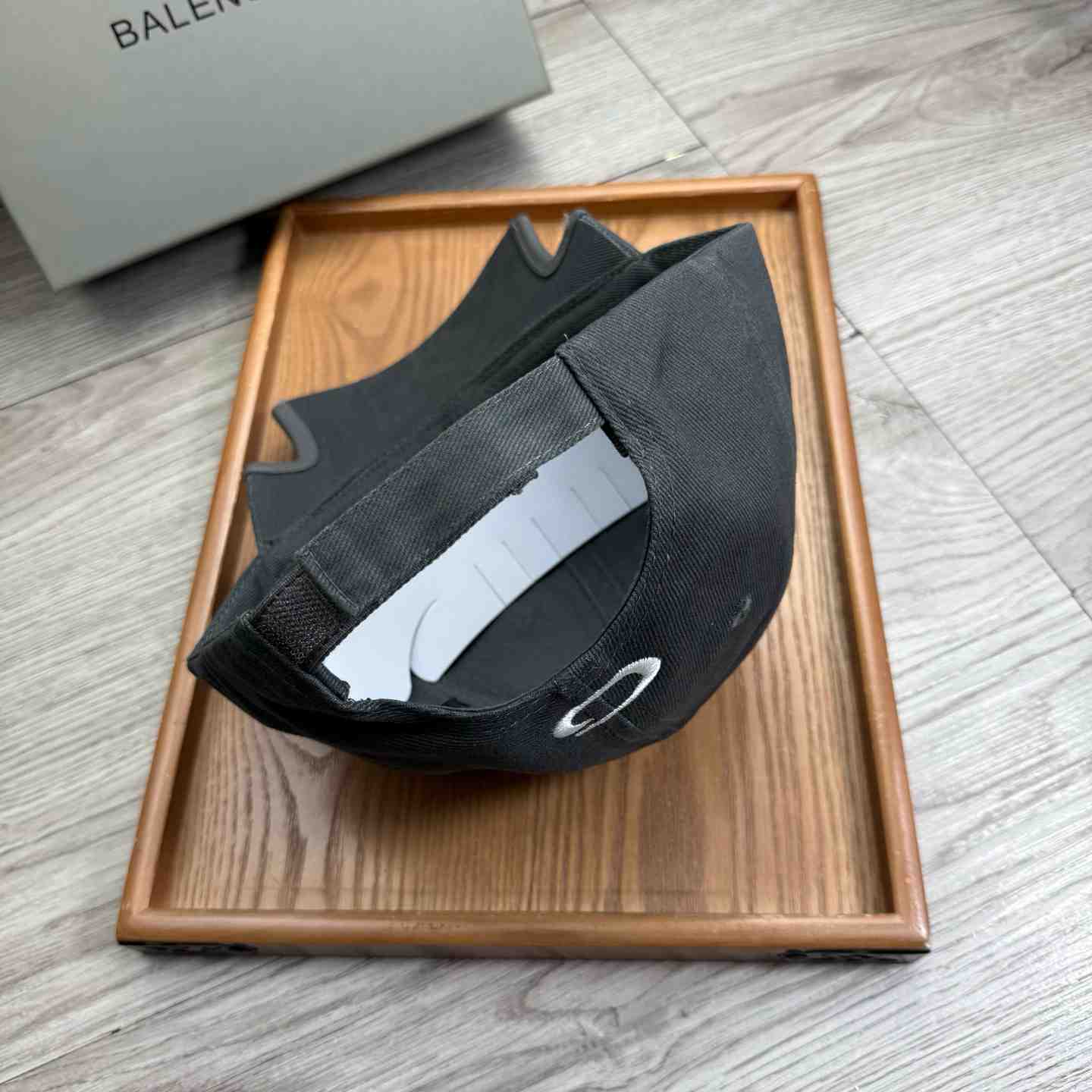 Balenciaga Cap - DopestKickz