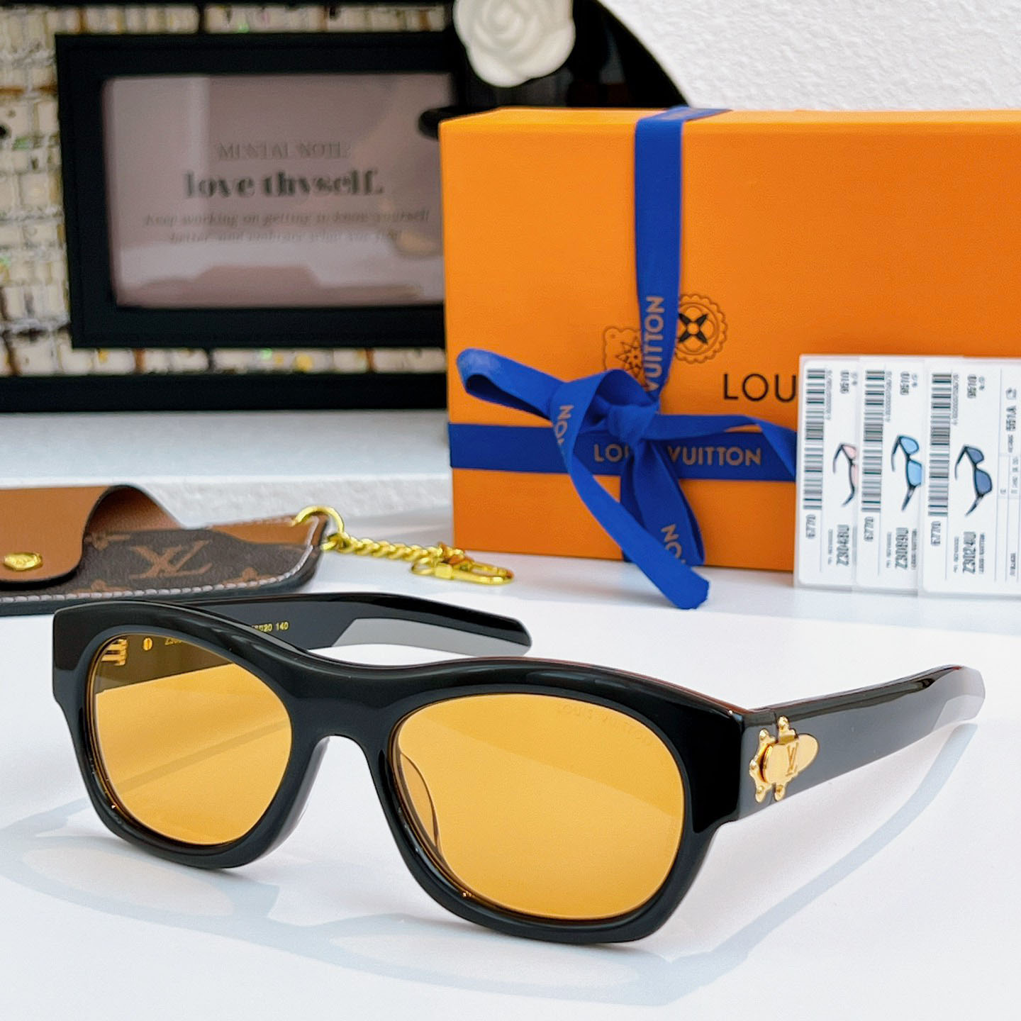 Louis Vuitton LV Frog Round Square Sunglasses - DopestKickz
