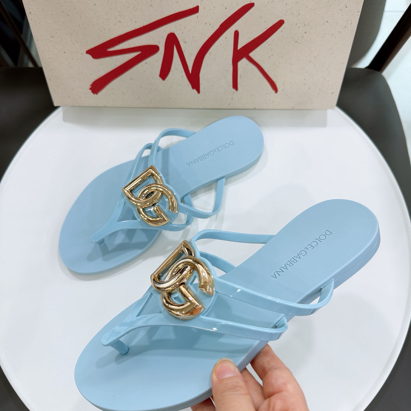 Dolce & Gabbana Rubber Beachwear Slides With Logo - DopestKickz