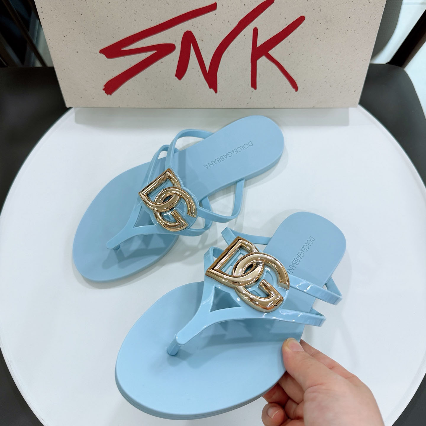 Dolce & Gabbana Rubber Beachwear Slides With Logo - DopestKickz
