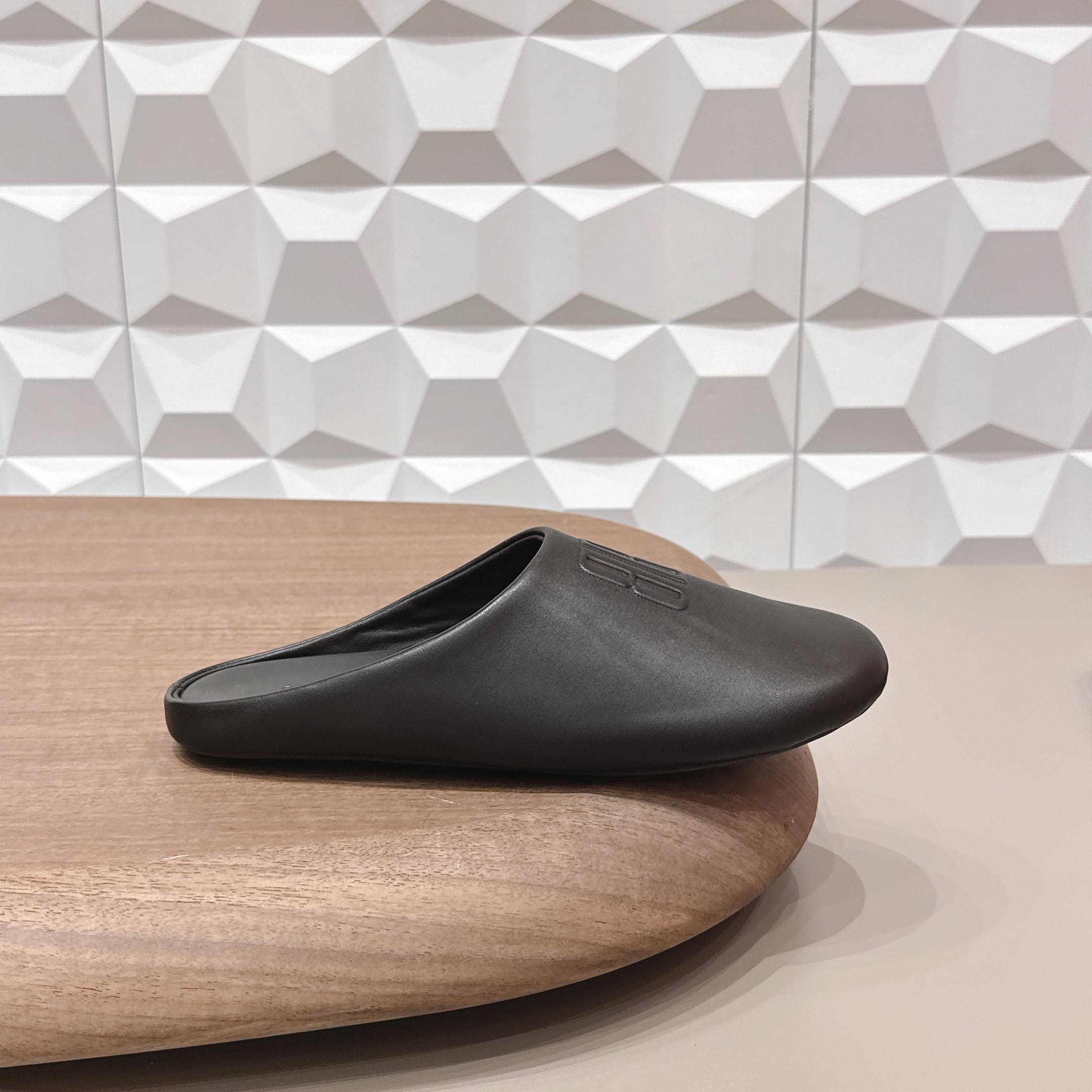 Balenciaga Château Flat Mules - DopestKickz