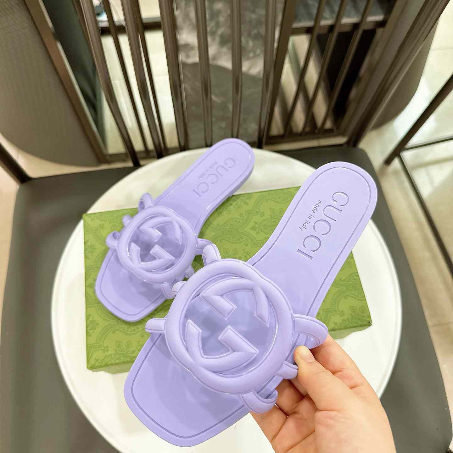 Gucci Wmns Interlocking G Slide Sandal - DopestKickz