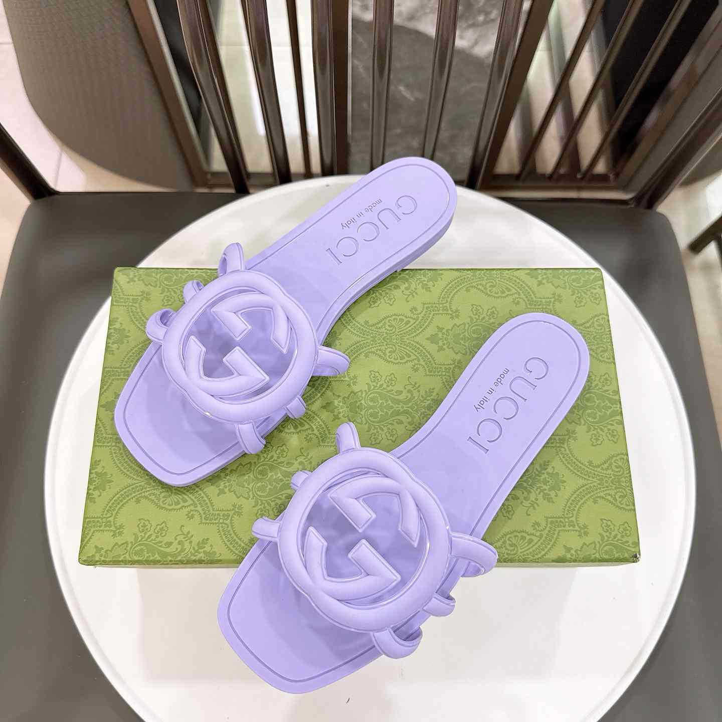 Gucci Wmns Interlocking G Slide Sandal - DopestKickz