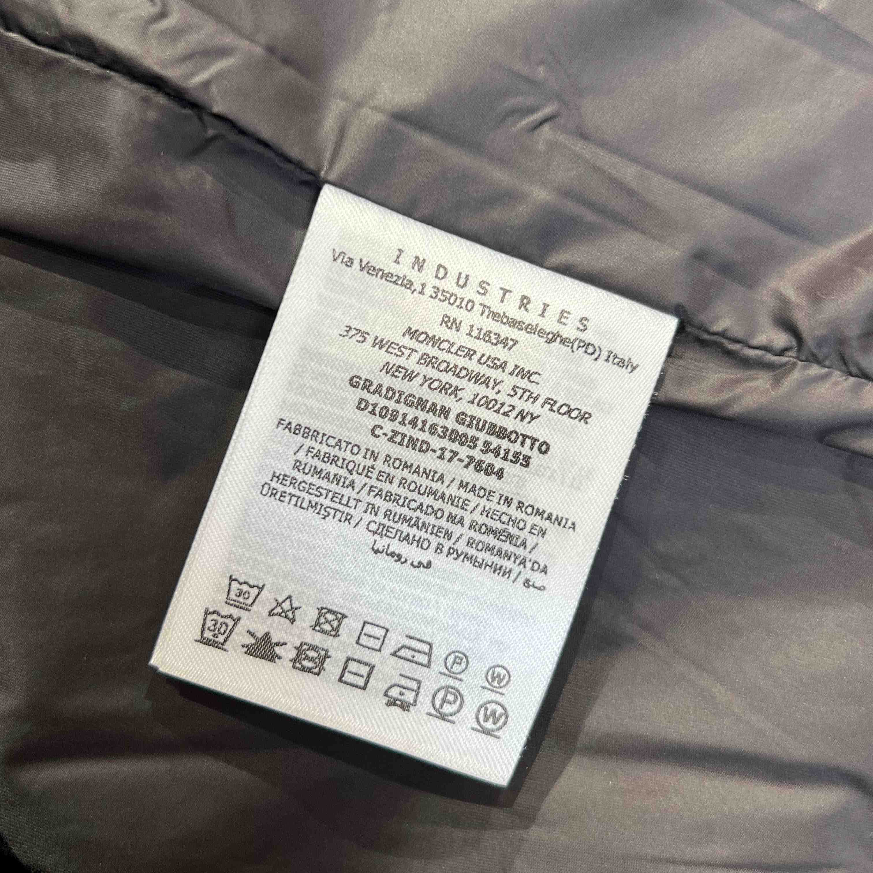 Moncler Nire Rain Jacket - DopestKickz