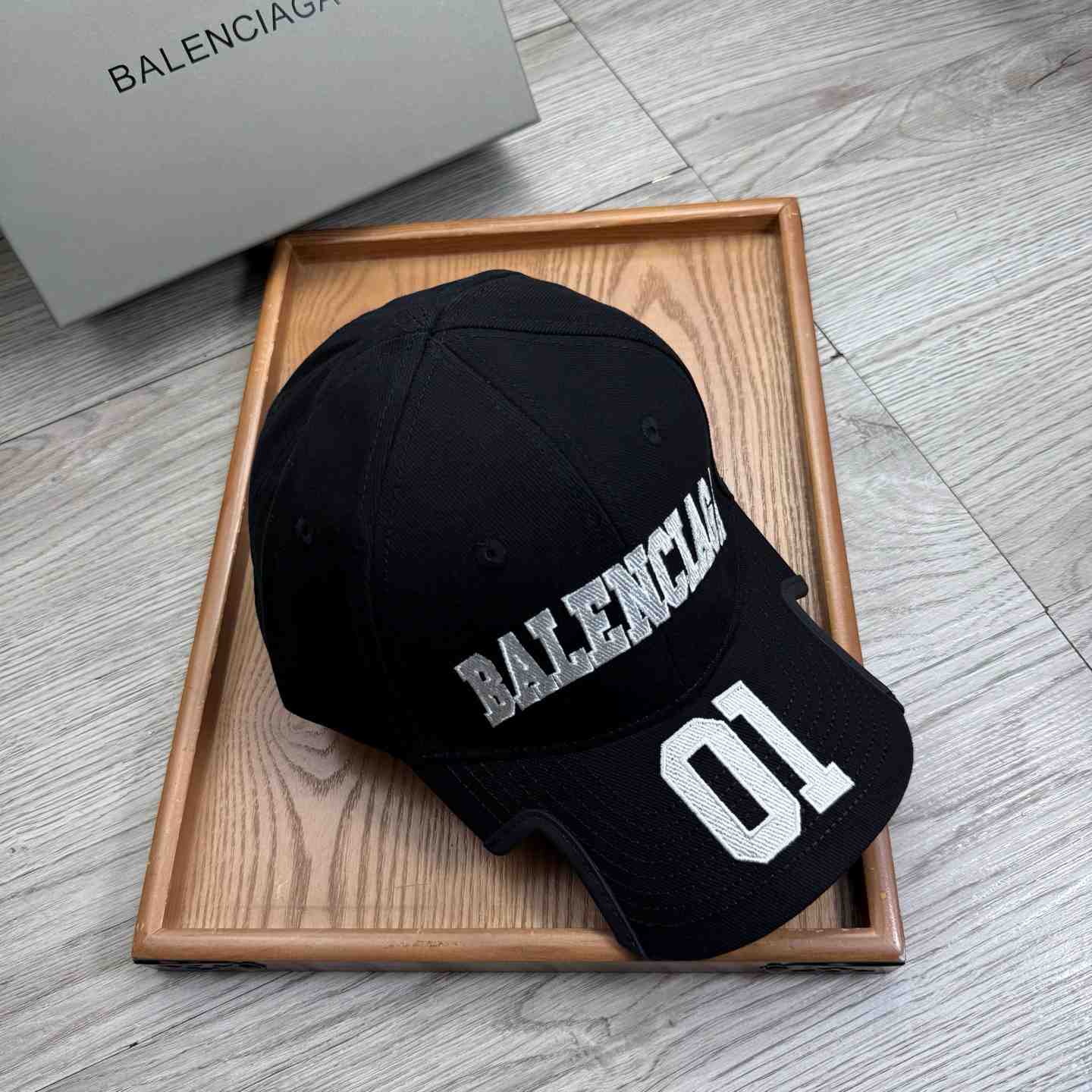 Balenciaga Cap - DopestKickz