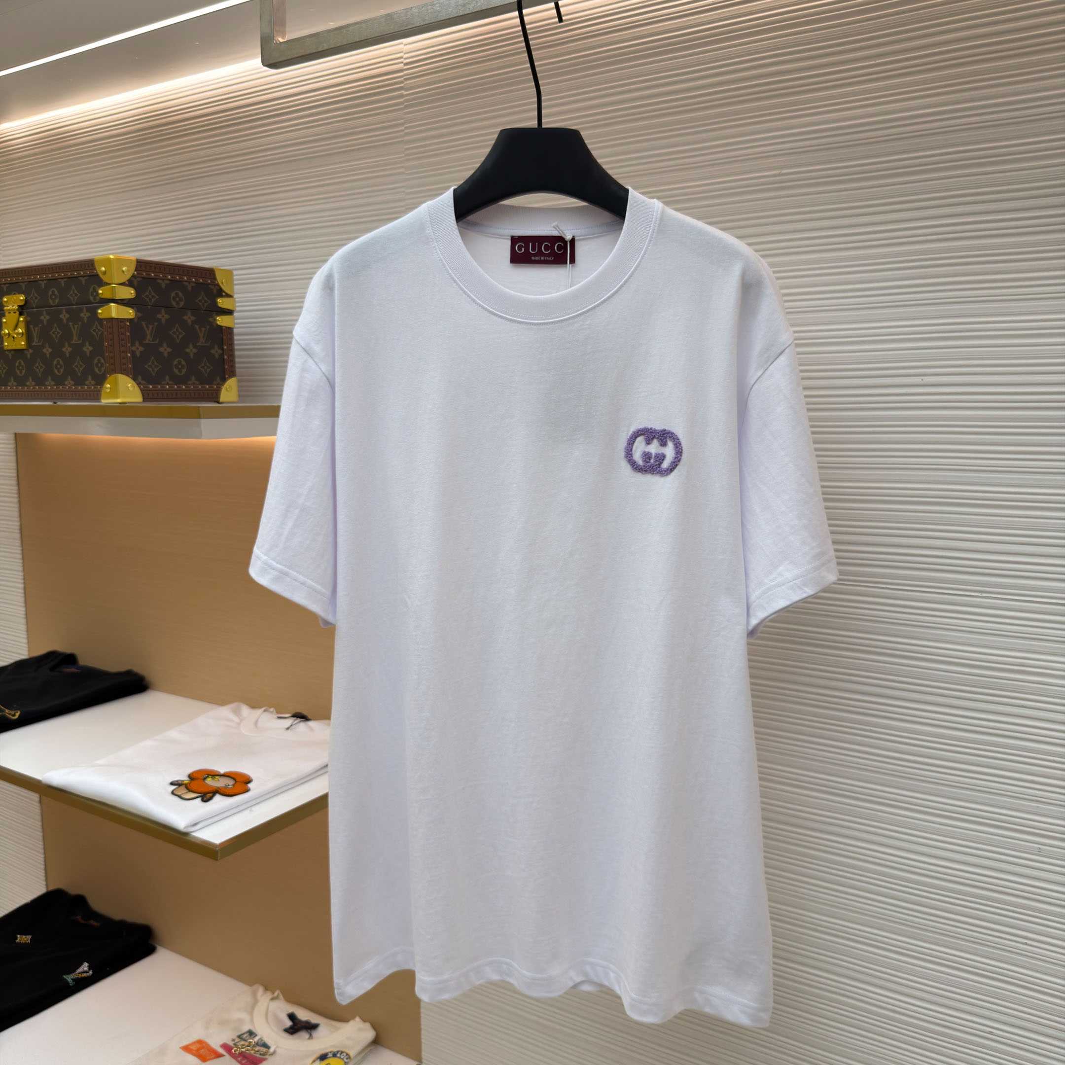 Gucci Medium Cotton Jersey T-shirt - DopestKickz