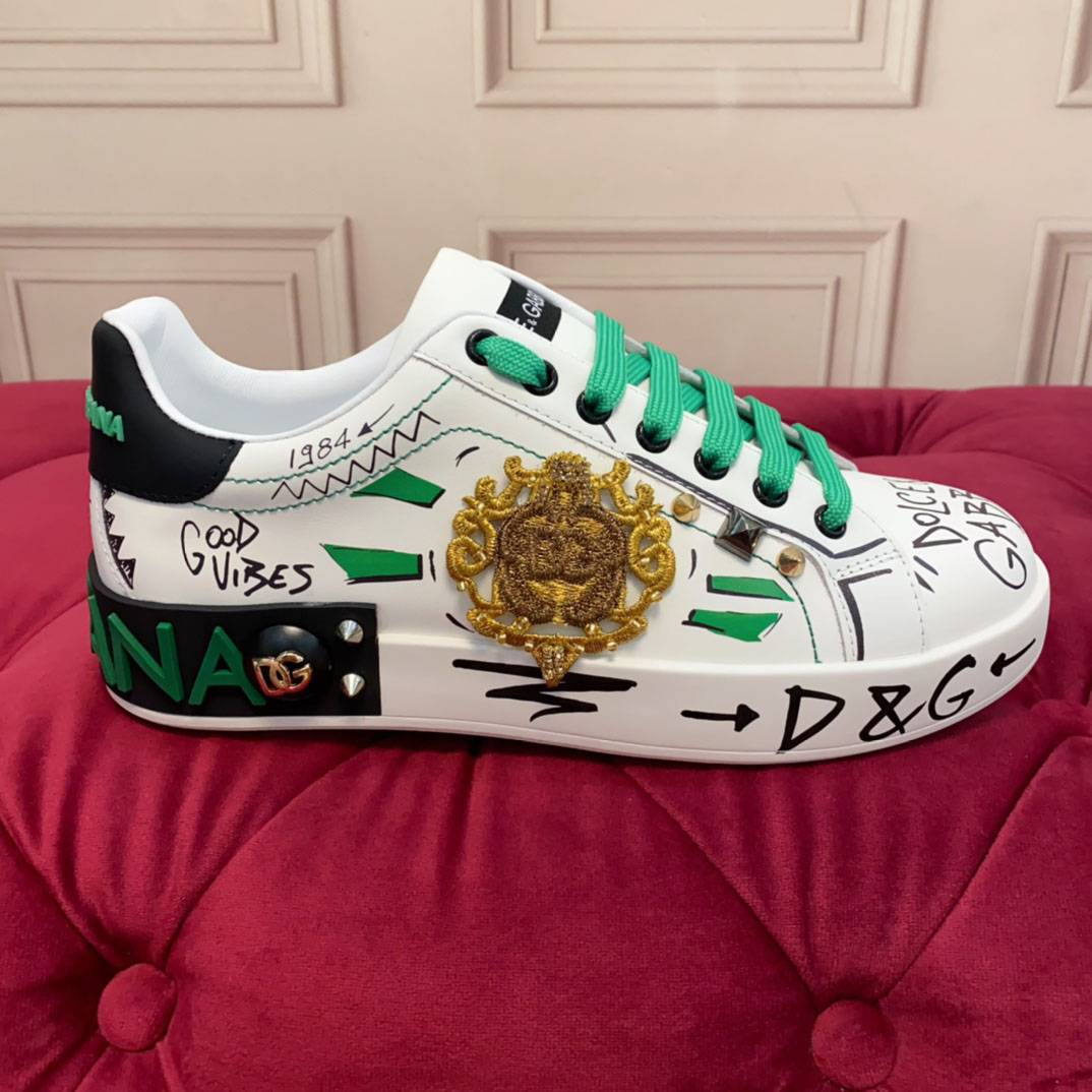 Dolce & Gabbana Logo-Patch Sneakers - DopestKickz