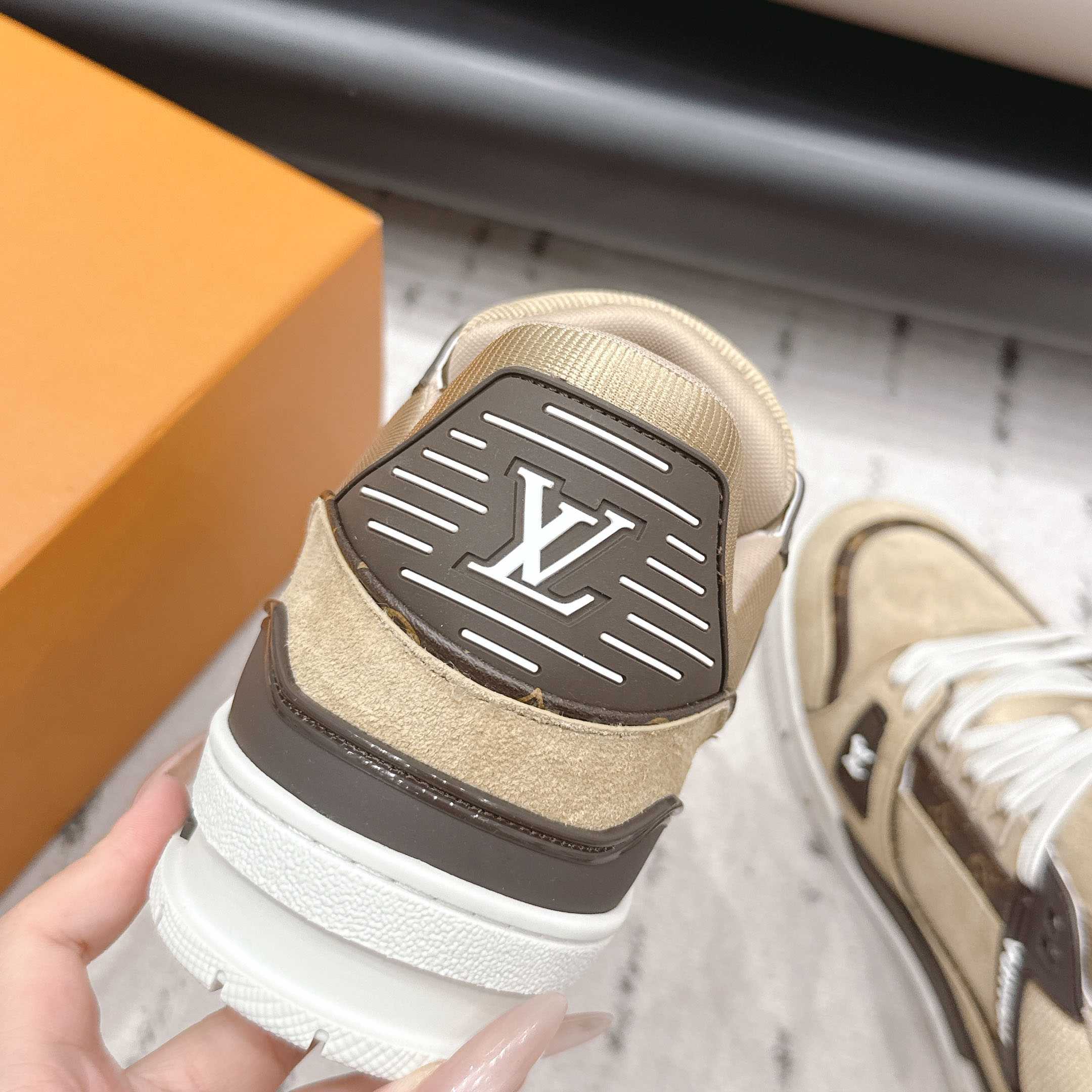 Louis Vuitton LV Trainer Sneaker 1AKB6Q - DopestKickz