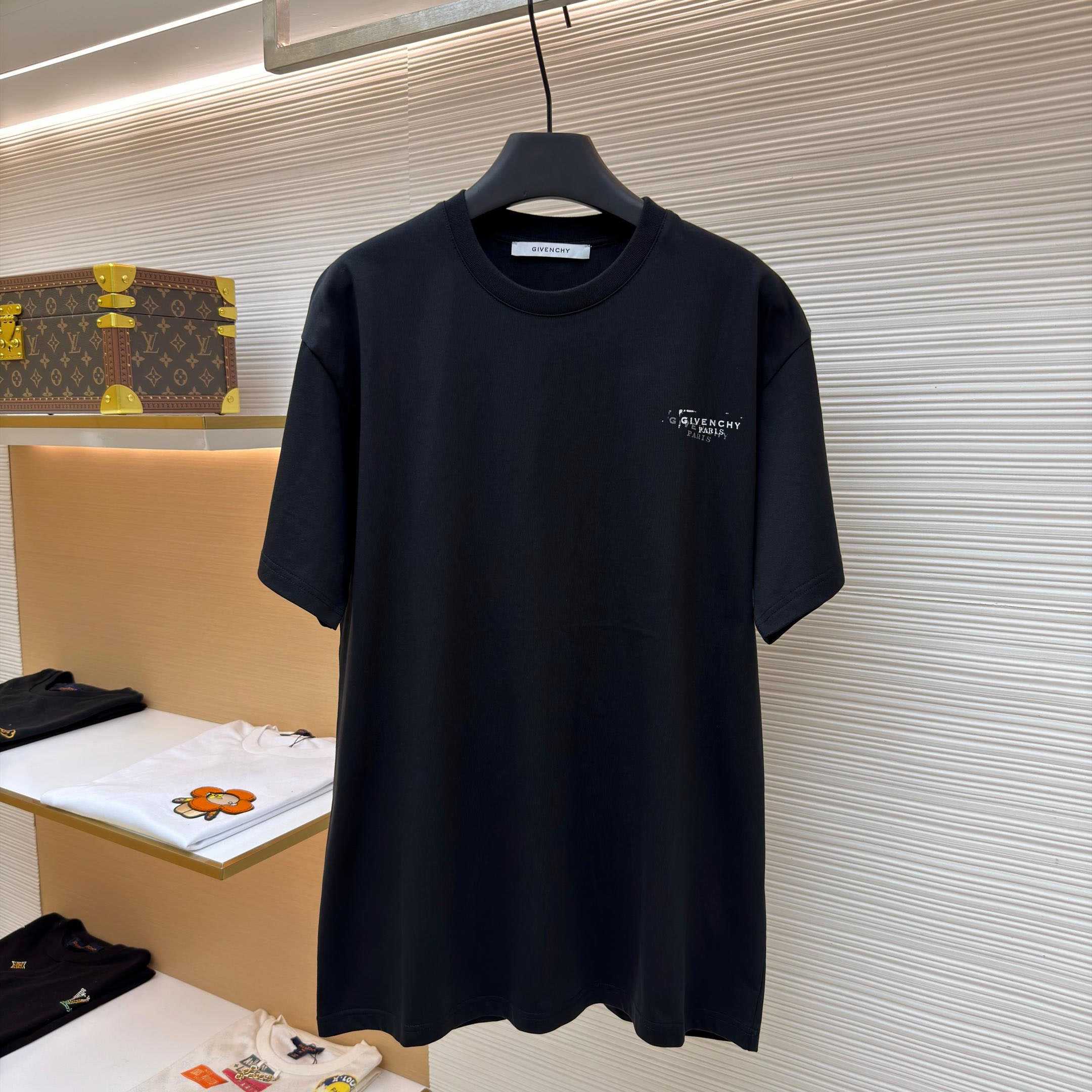 Givenchy Black  Stamp Print T-shirt - DopestKickz